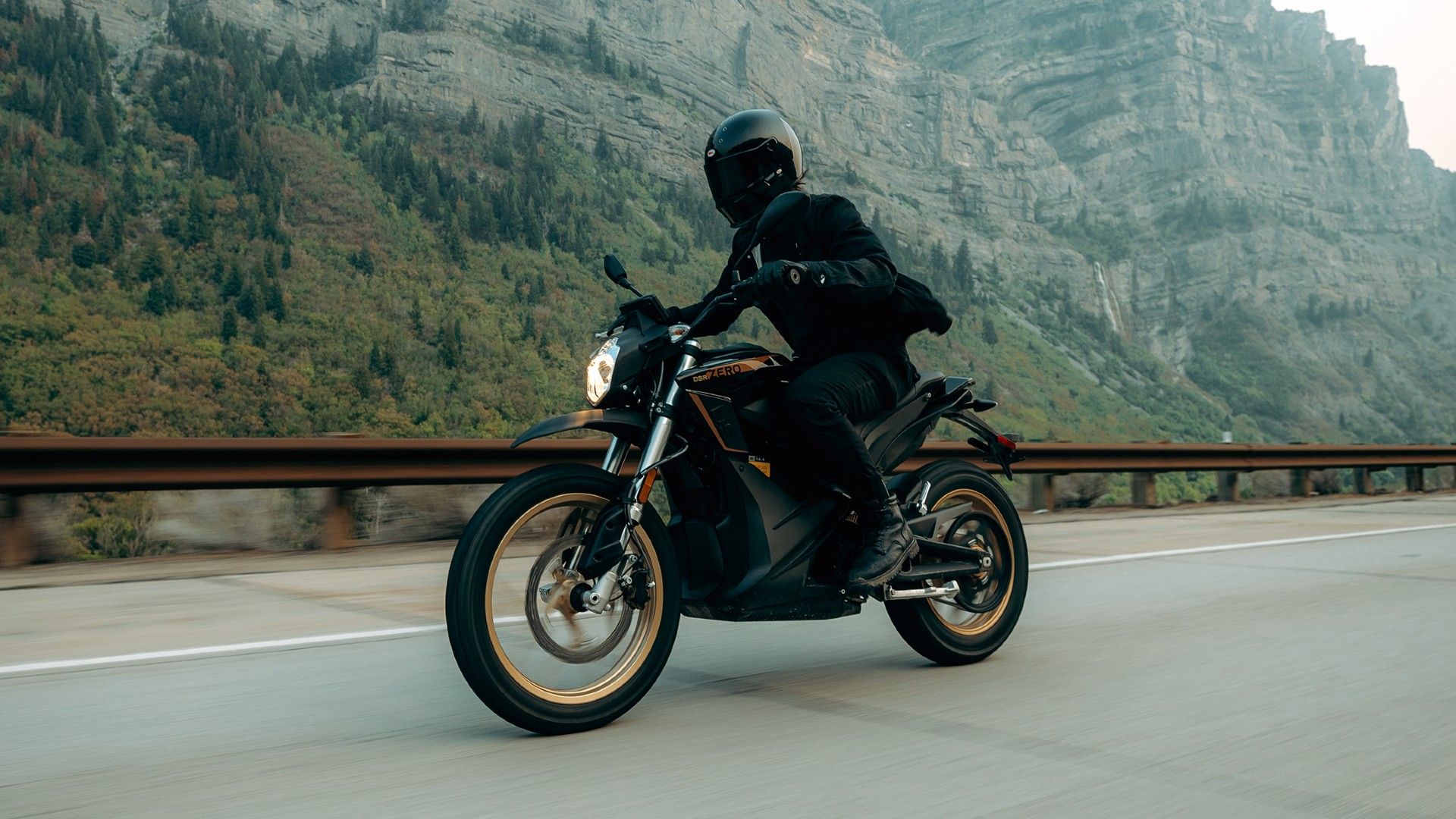 10 Reasons Why Zero Is The Best Electric Motorcycle Manufacturer