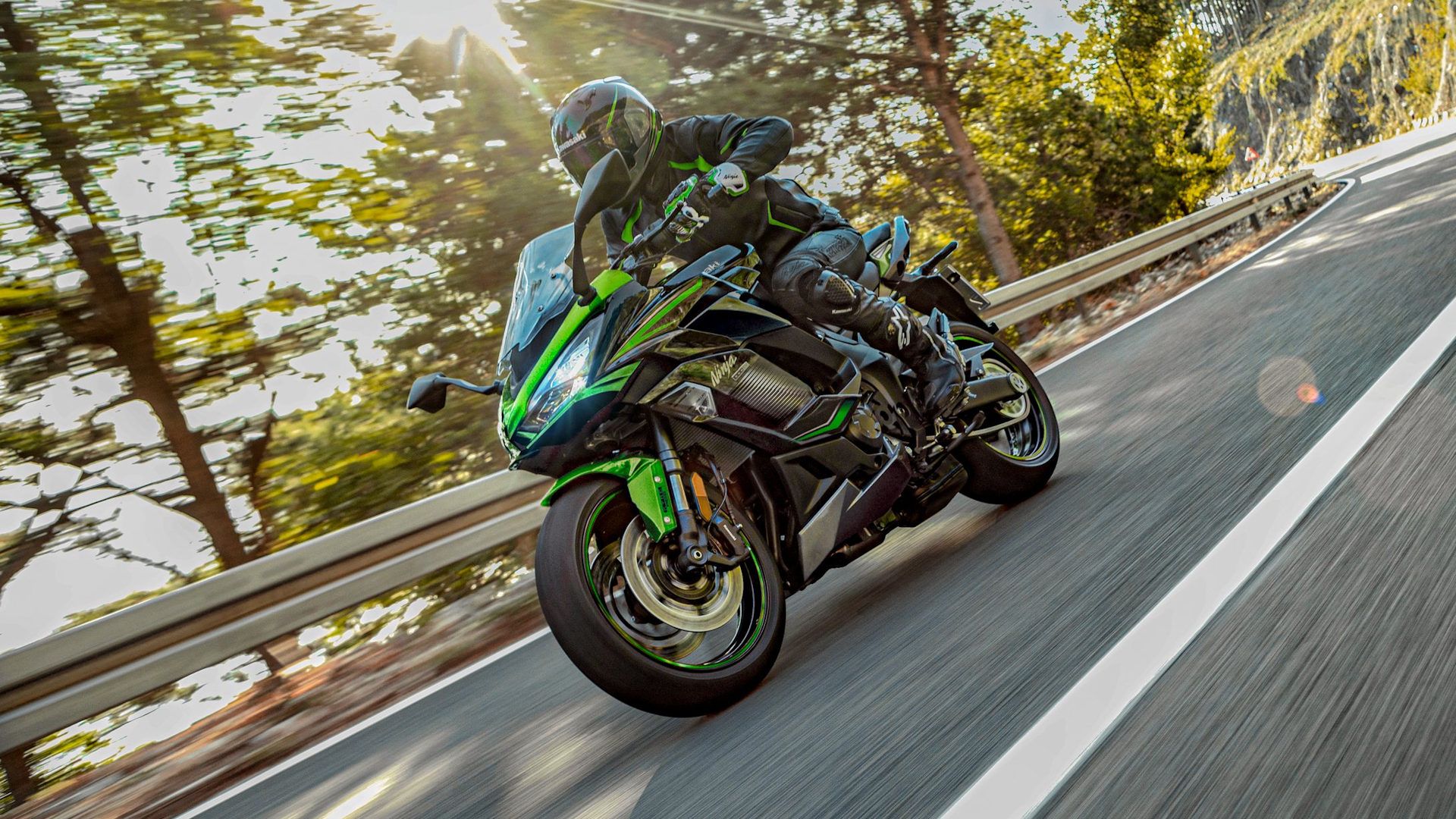 2023 Kawasaki Ninja 1000SX Performance, Price, And Photos
