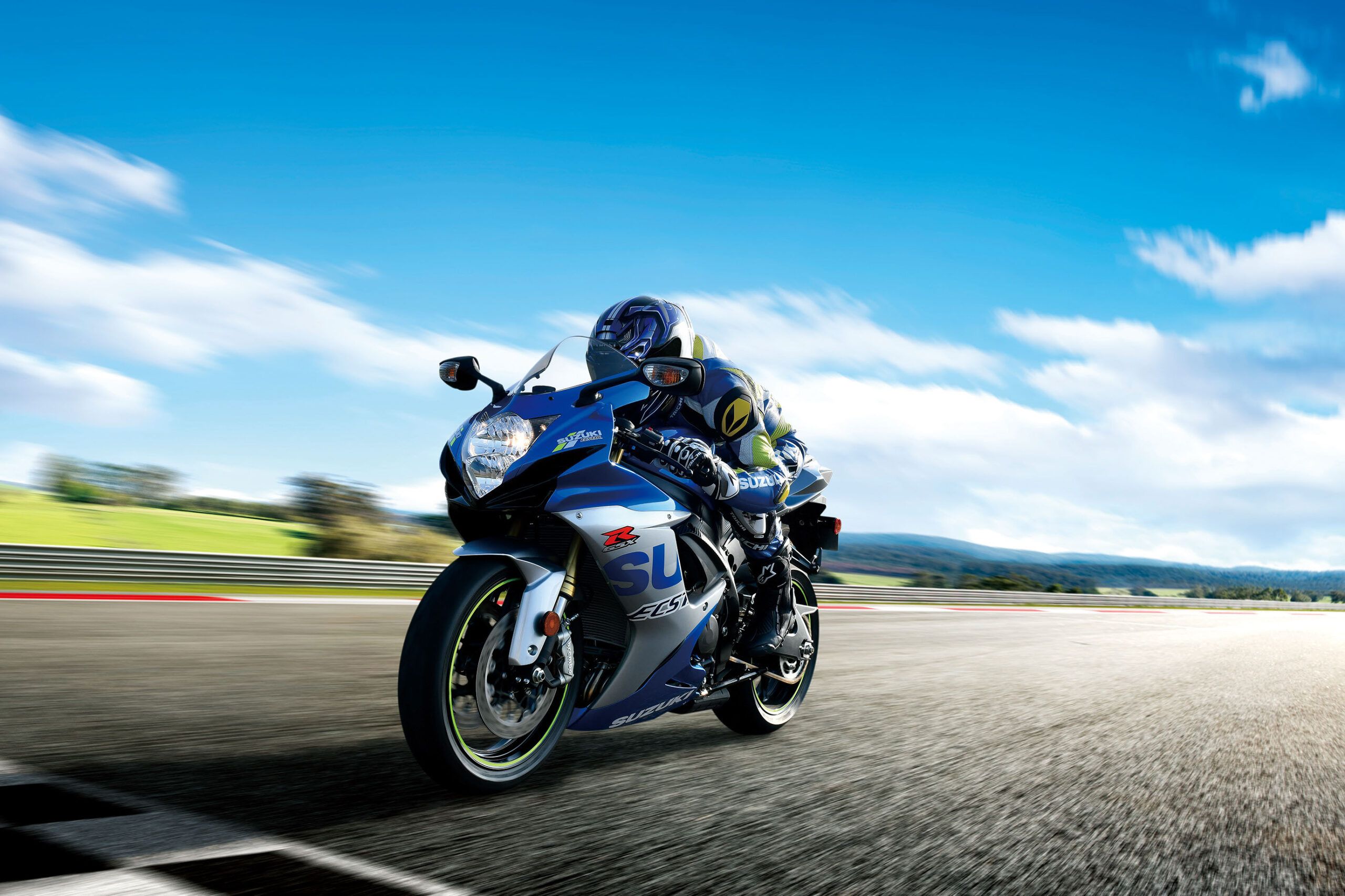 10 Reasons Why The Suzuki GSXR750 Is The Best Supersport