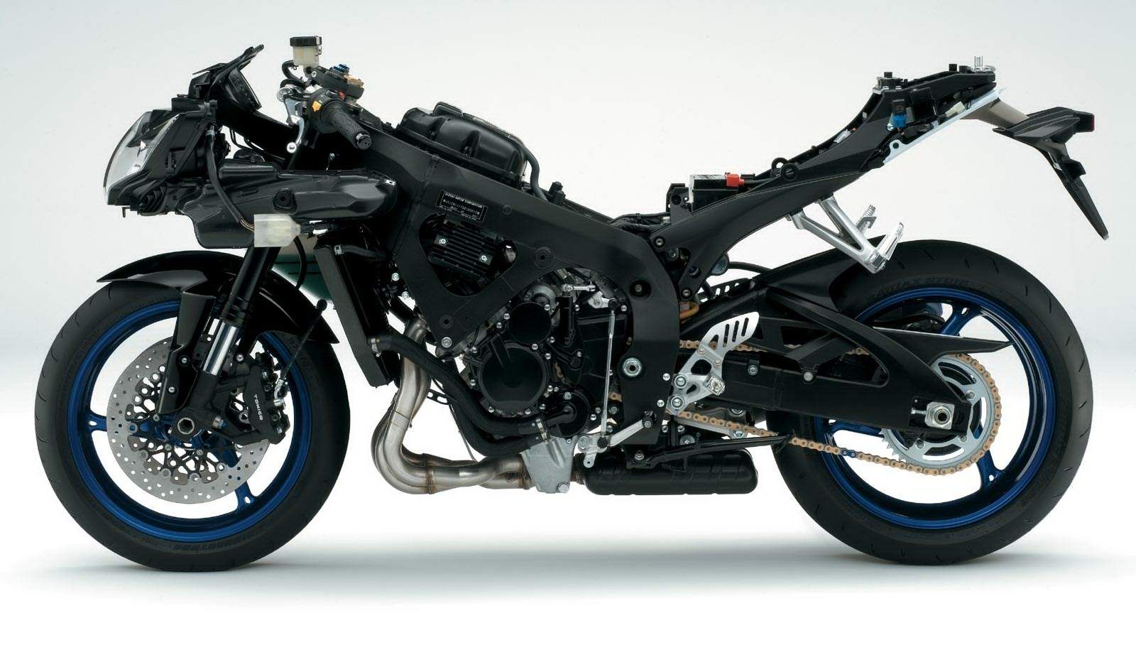 Studio shot of the 2008 Suzuki GSX-R750