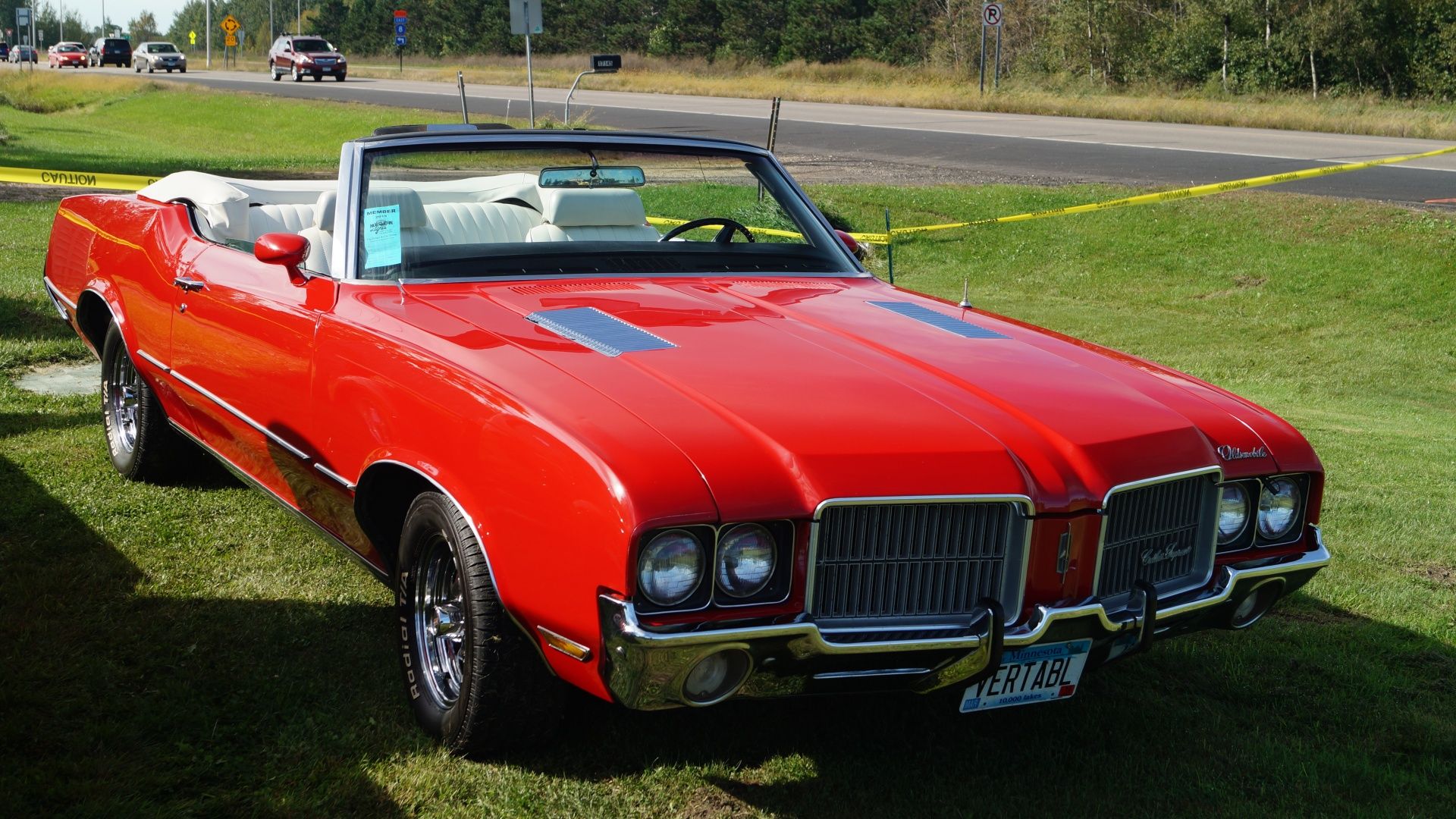 1972_Oldsmobile_Cutlass_Supreme_Convertible