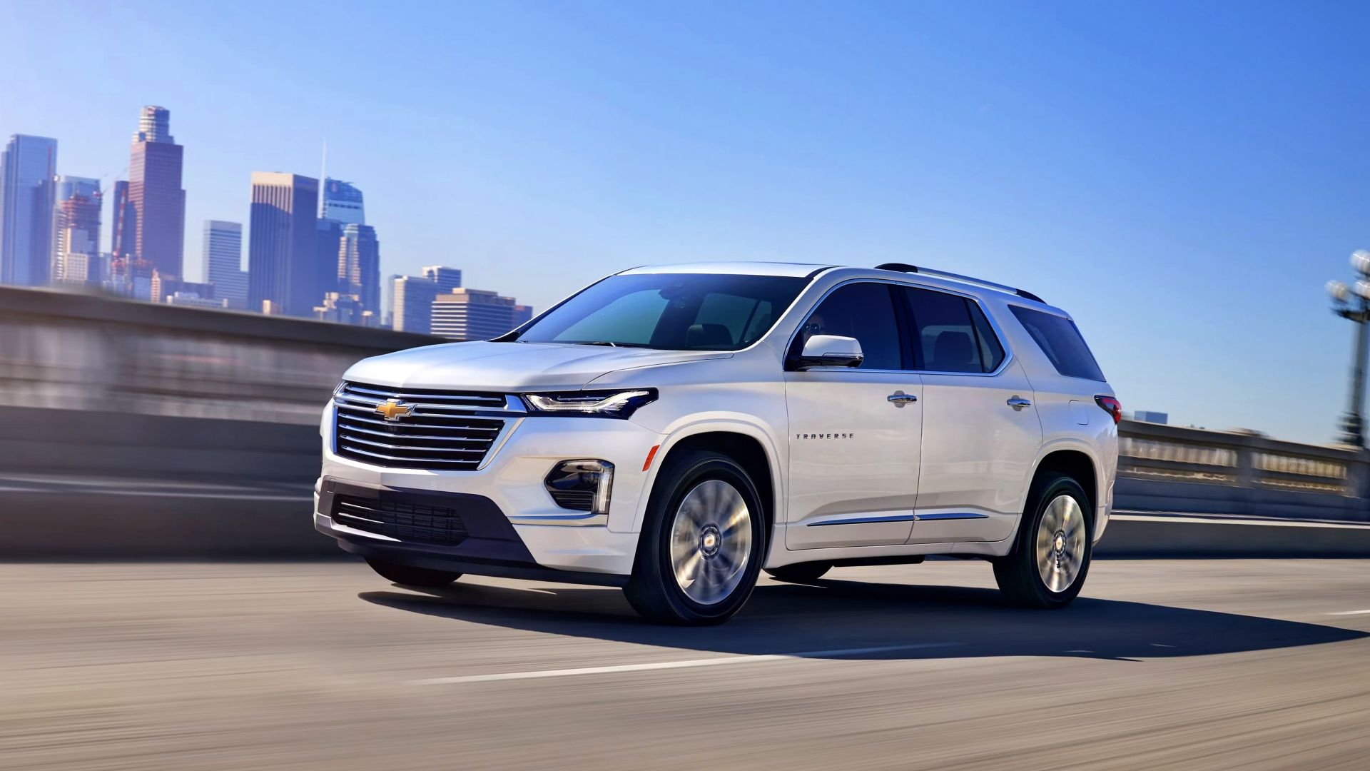 A front 3/4 action shot of a 2023 Chevrolet Traverse