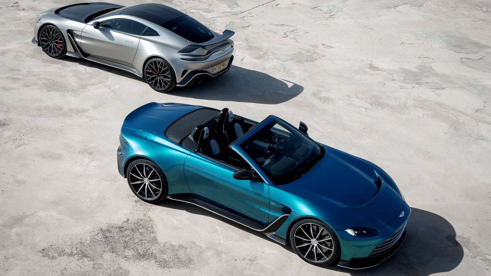 2023 Aston Martin V-12 Vantage dan V-12 Vantage Volante