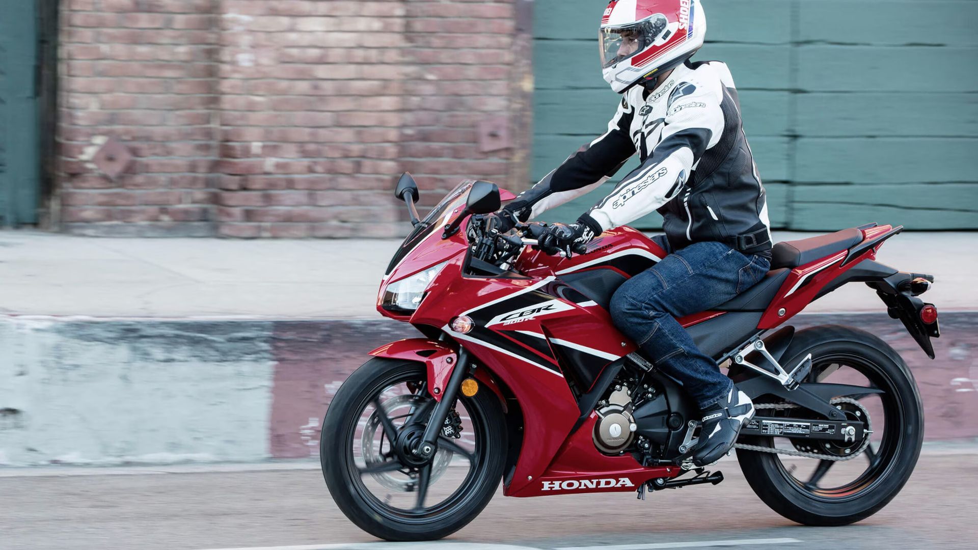 10 Reasons Why The Honda CBR300R Is The Best EntryLevel Sports Bike