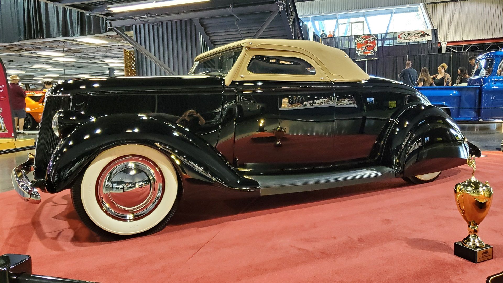 Cesar Ruiz 1936 Ford Roaster ganha Prêmio Autorama Dick Bertolucci de Excelência Automotiva 2023