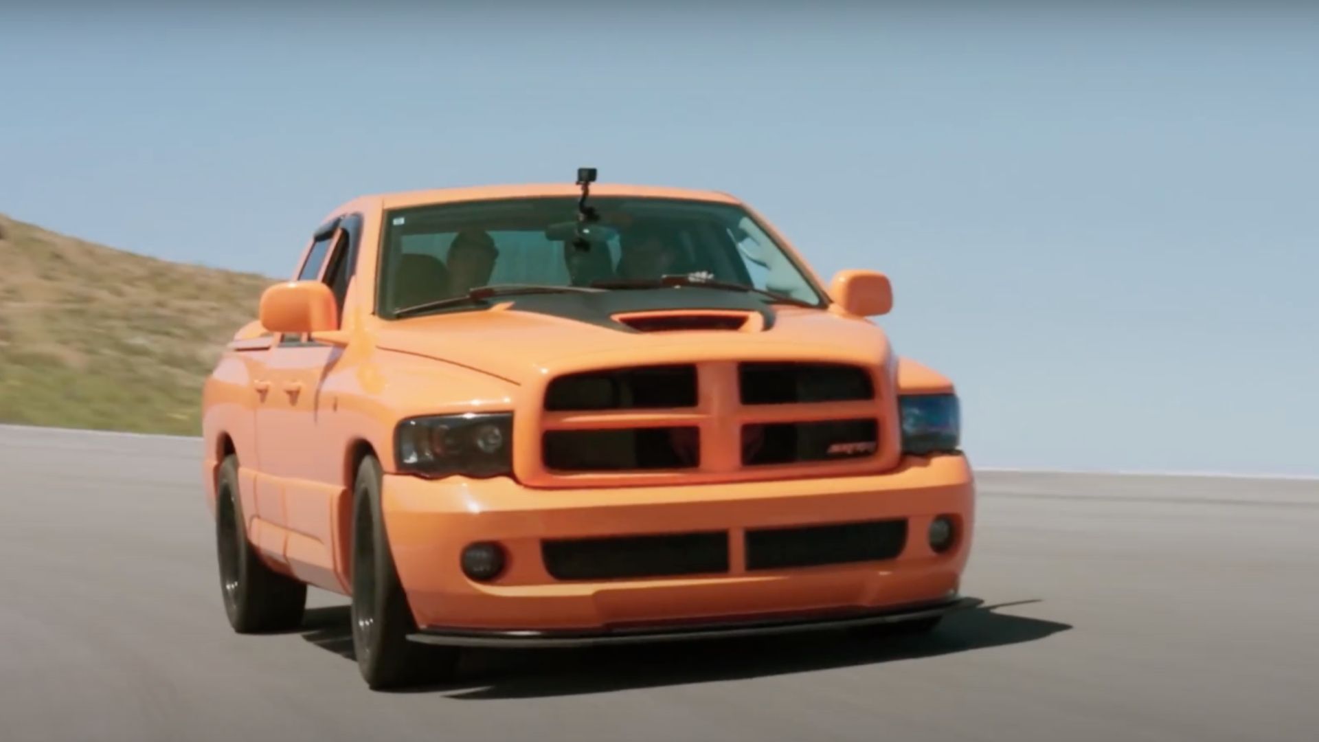 Ram SRT-10 na pista