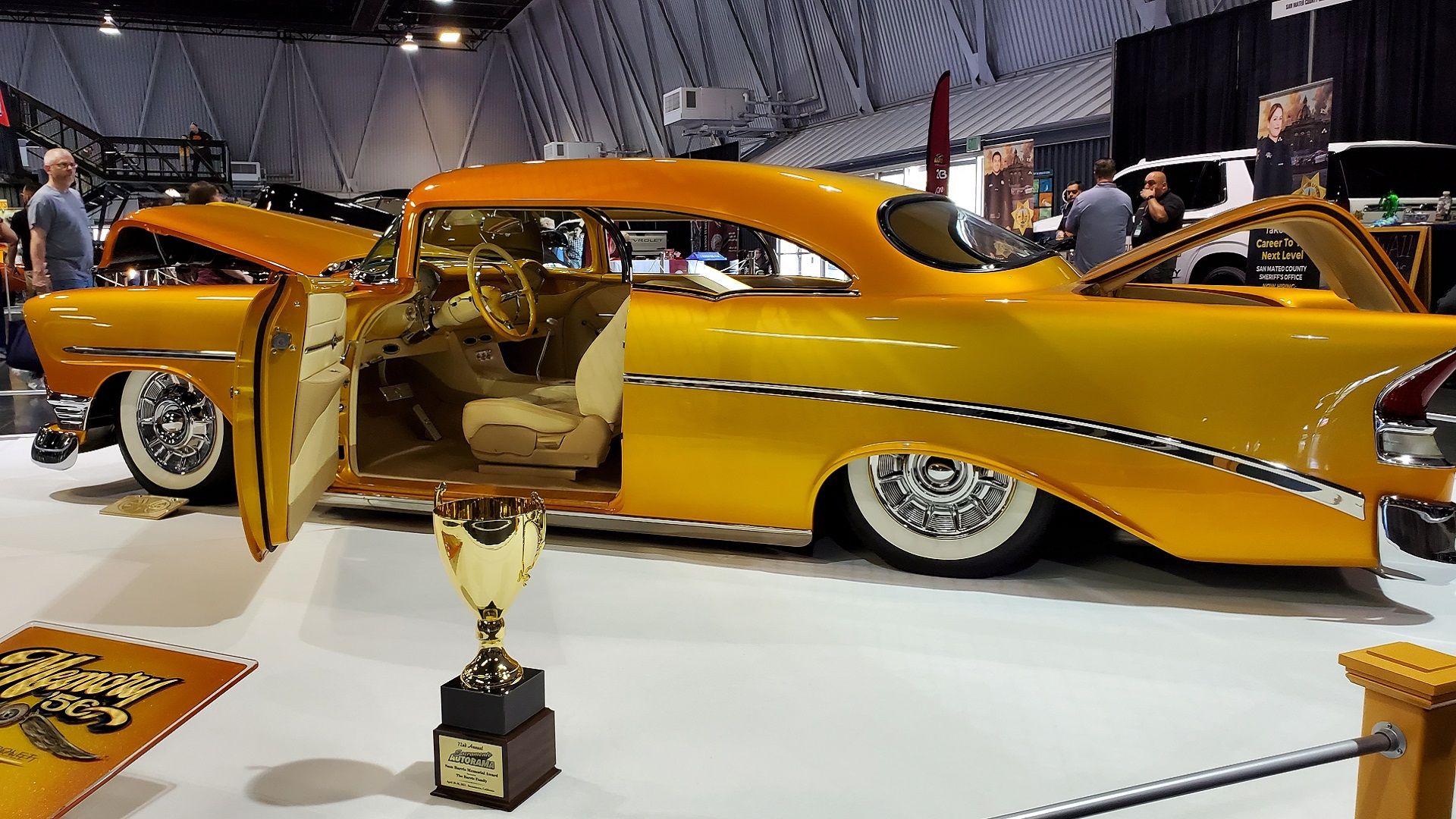 O Chevy 1956 de Jesse Orozco ganha o Prêmio Sam Barris no Autorama 2023