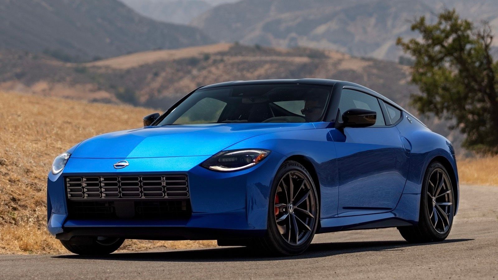 2023 blue Nissan Z 