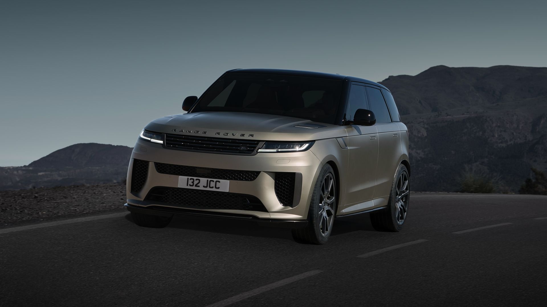 How Much Is a 2021 Range Rover? | 2021 Range Rover Price & Cost