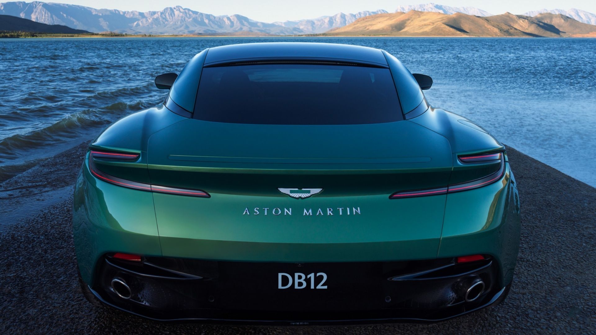Verde 2024 Aston Martin DB12