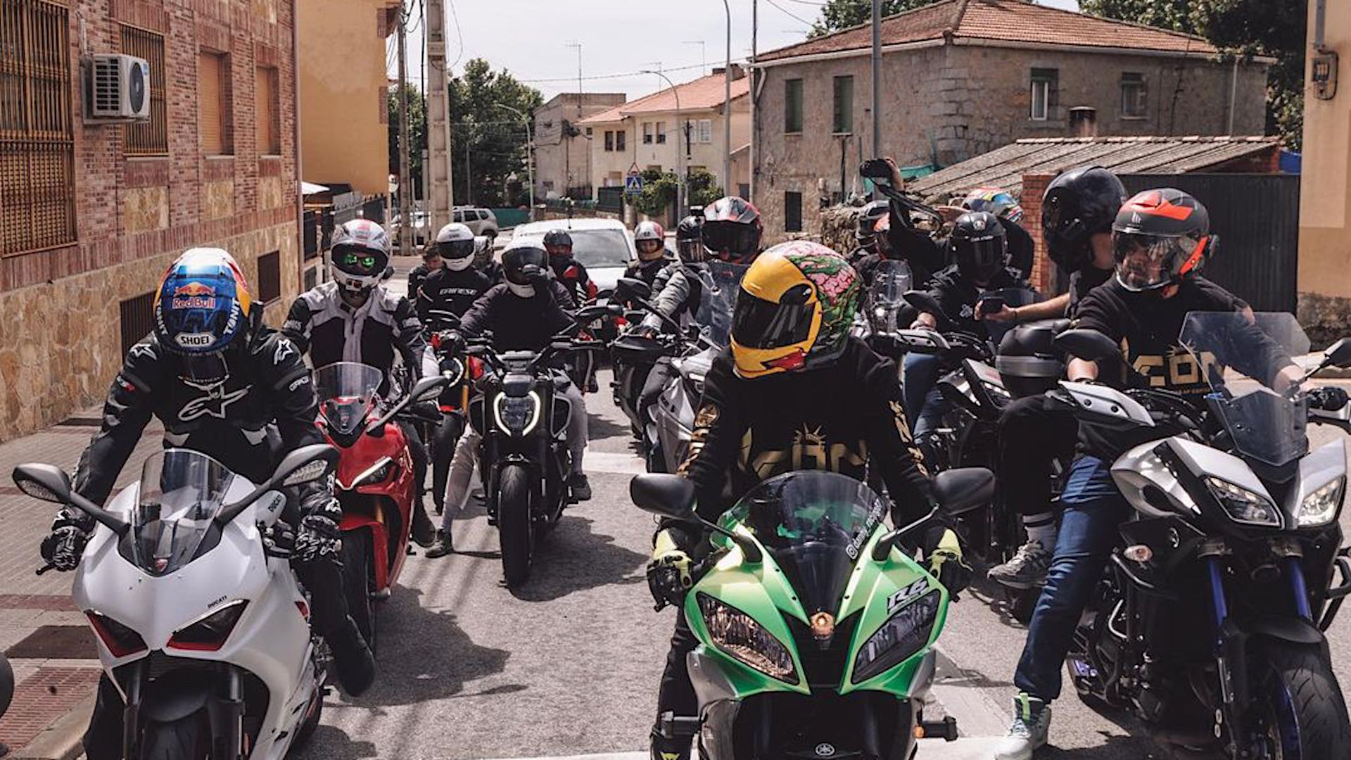 10 Good Riding Habits Every Motorcyclist Needs To Form