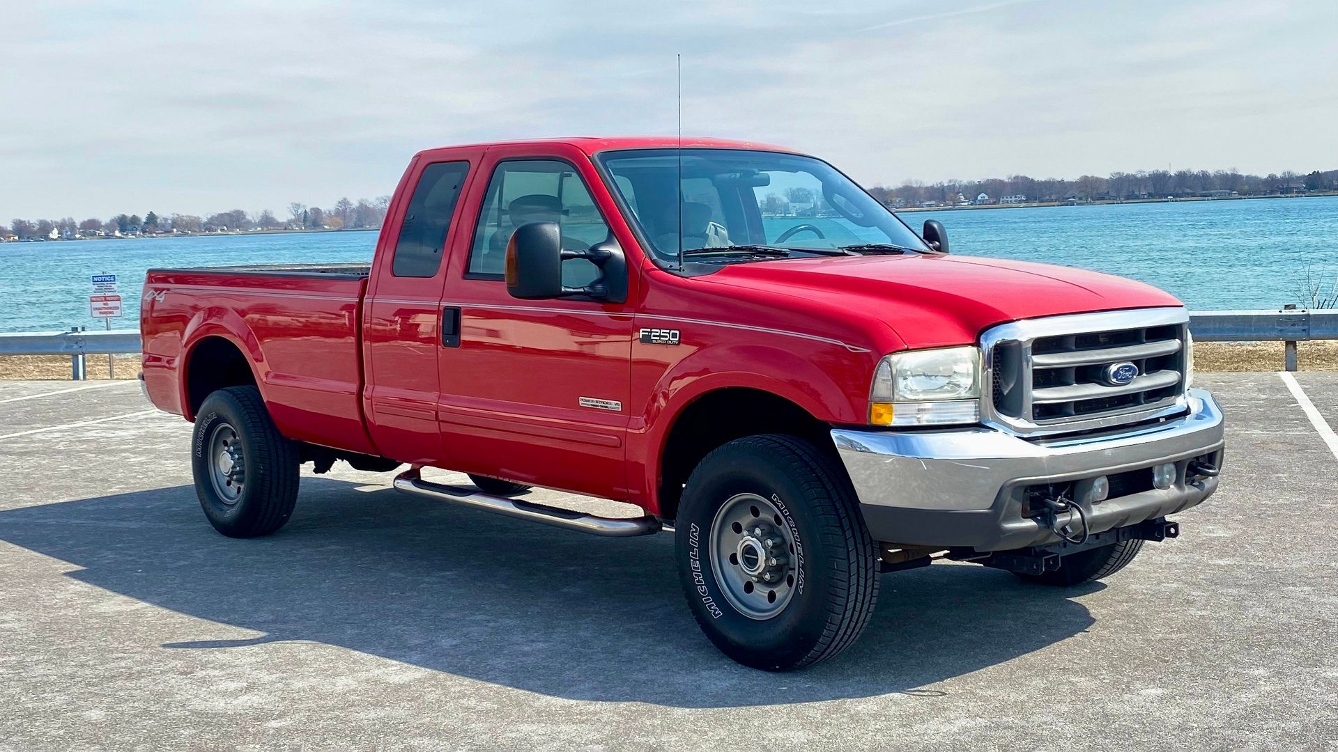 A parked 2003 Ford F-250