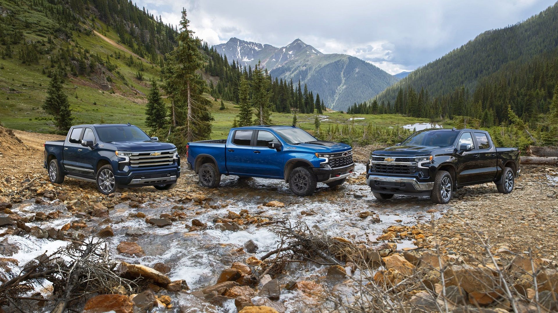 A group of parked 2023 Chevrolet Silverado 1500s