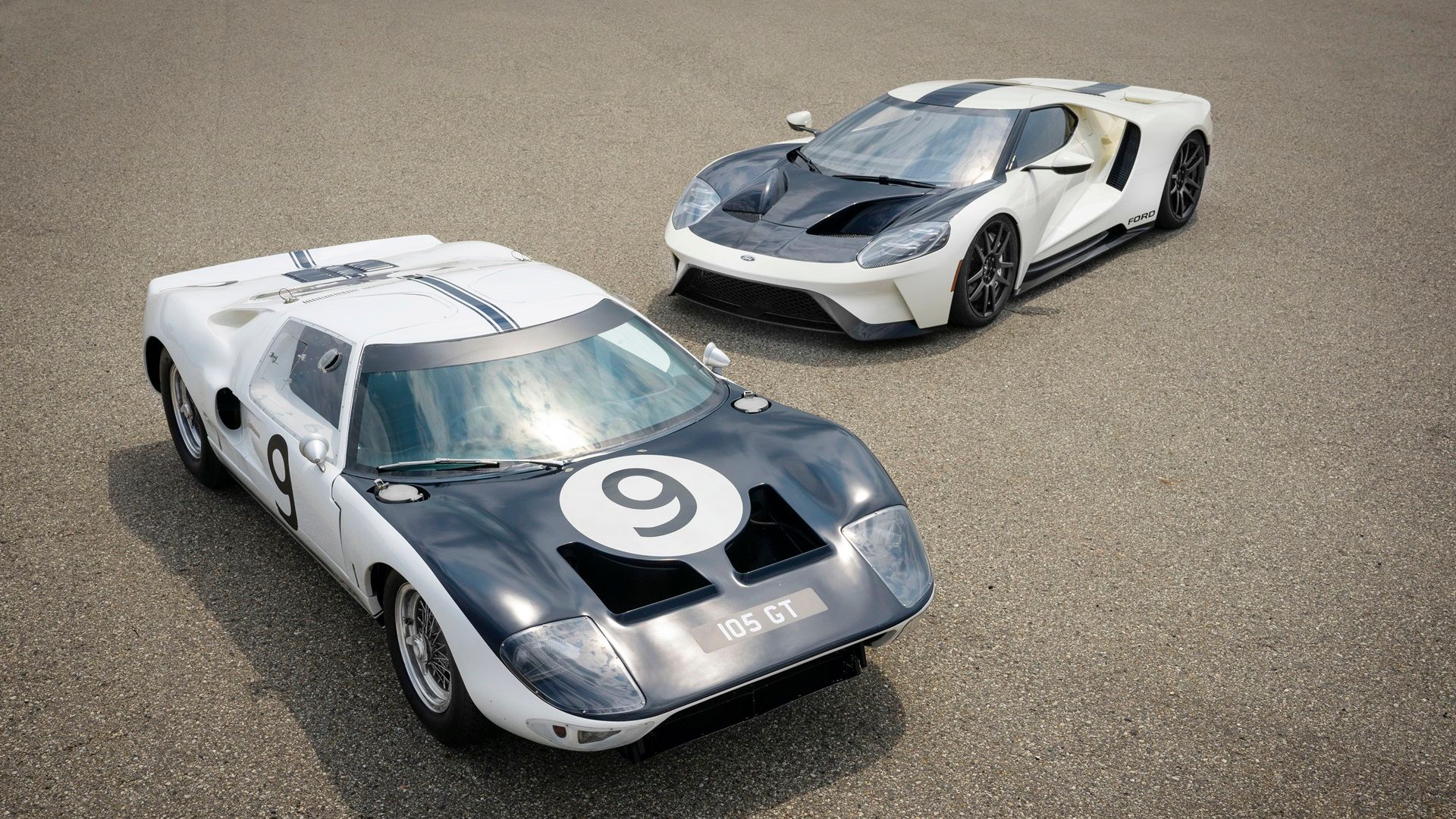 Protótipo GT40 de 1964 e Ford GT