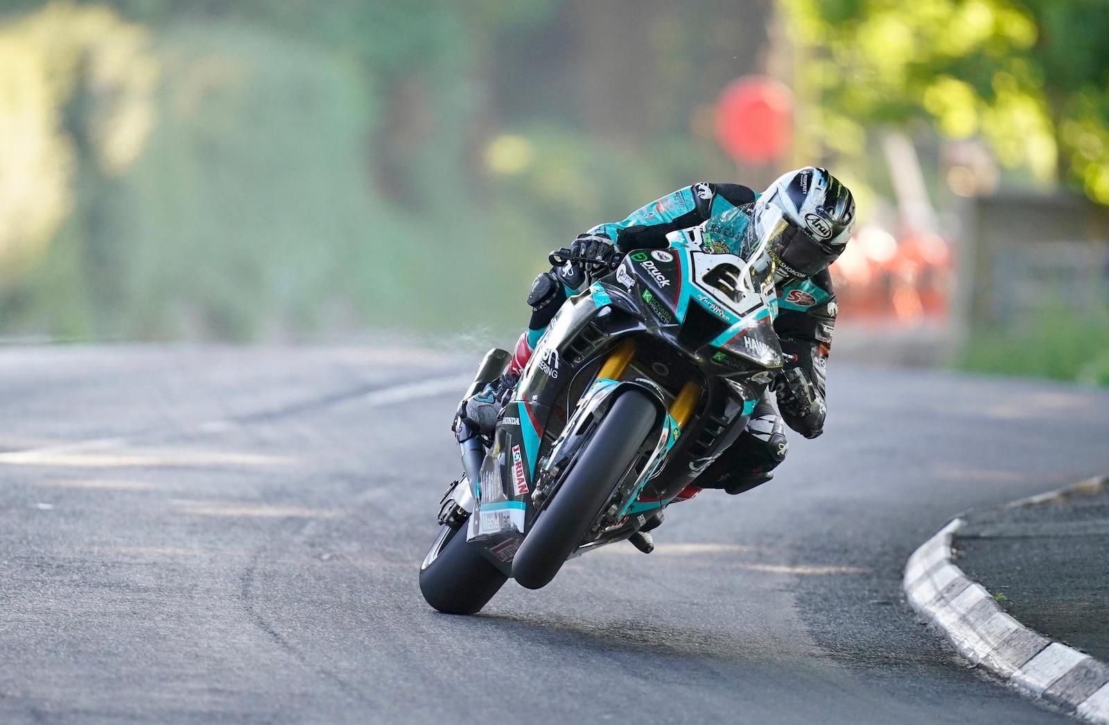 10 Riders With The Most Isle Of Man TT Wins