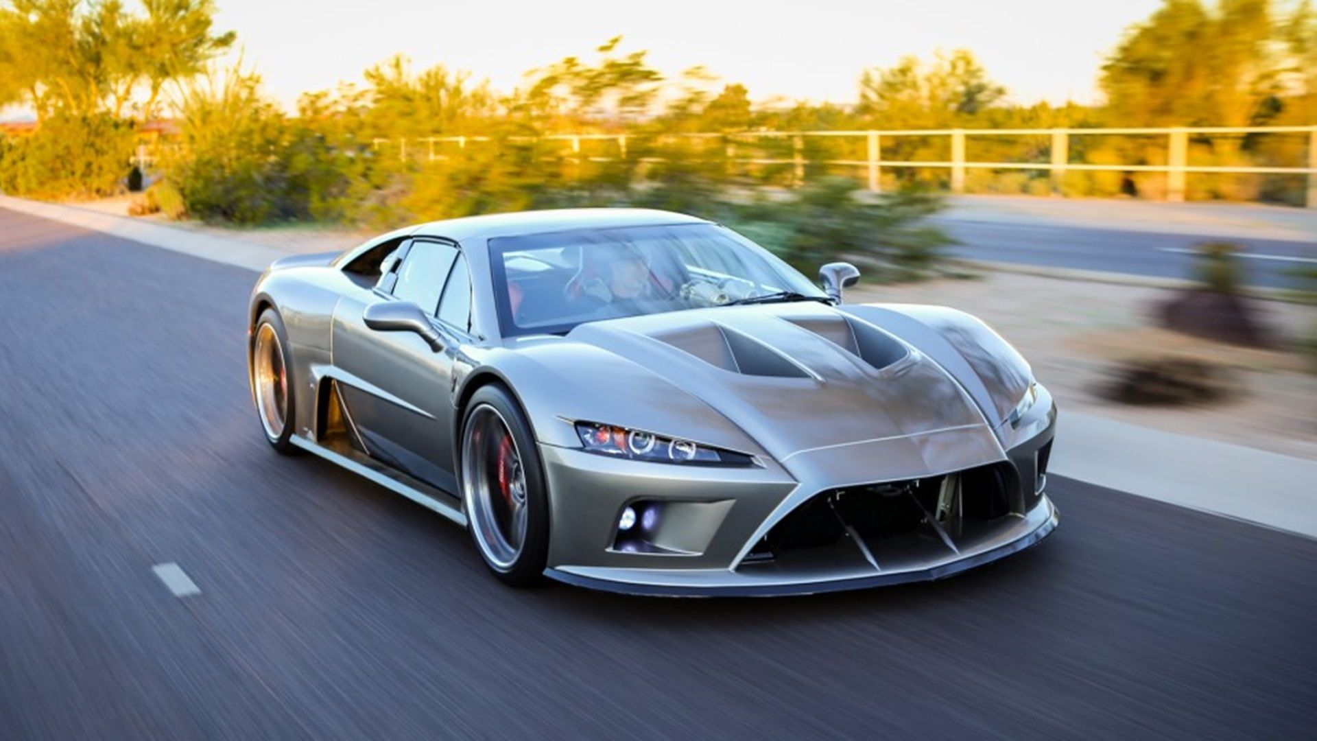 Falcon F7