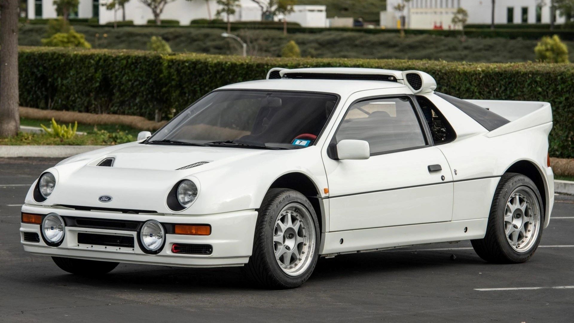 Ford RS 200 Evolution em branco