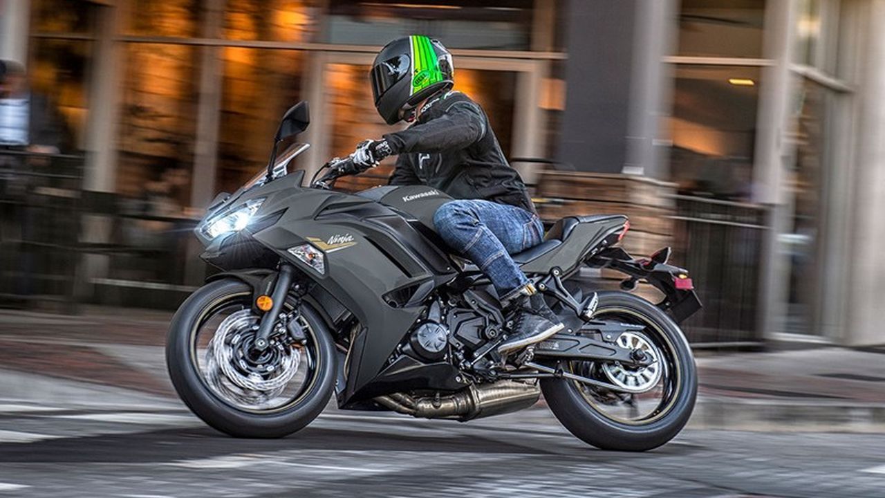 10 Amazing Sport Bikes For Speed And Comfort