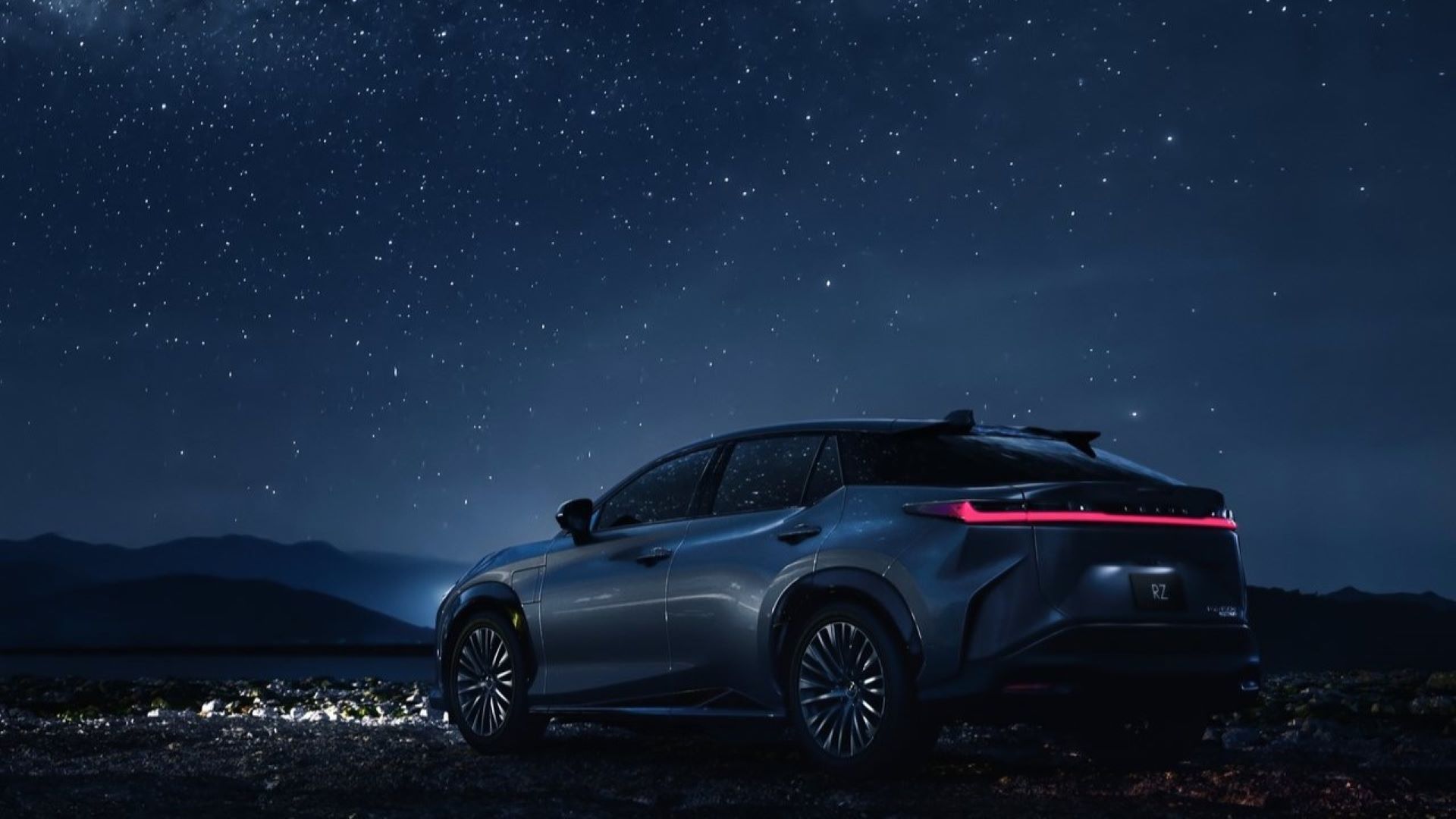 2023 Lexus RZ 450e noite