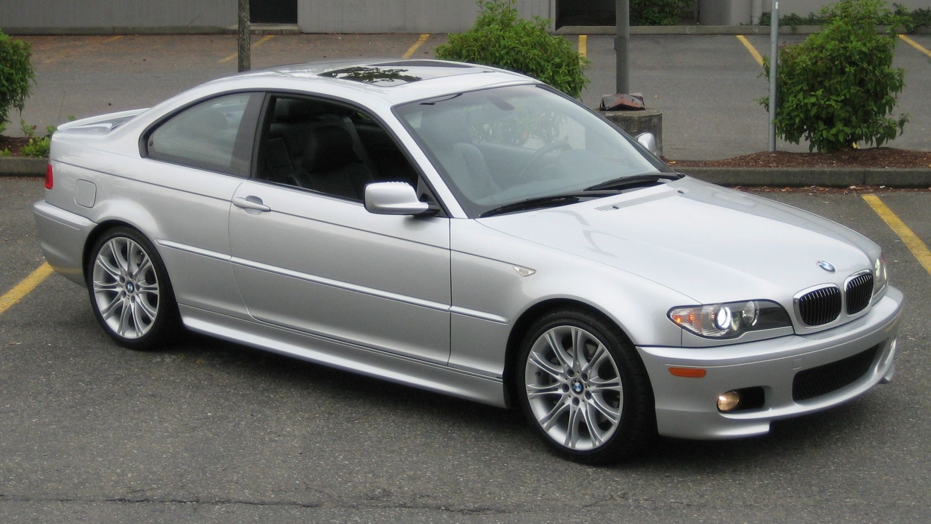 2005_BMW_330Ci_ZHP_Prata