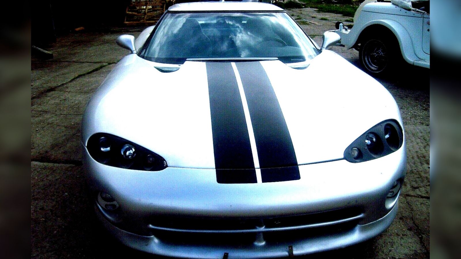 Réplica C4 Corvette Viper