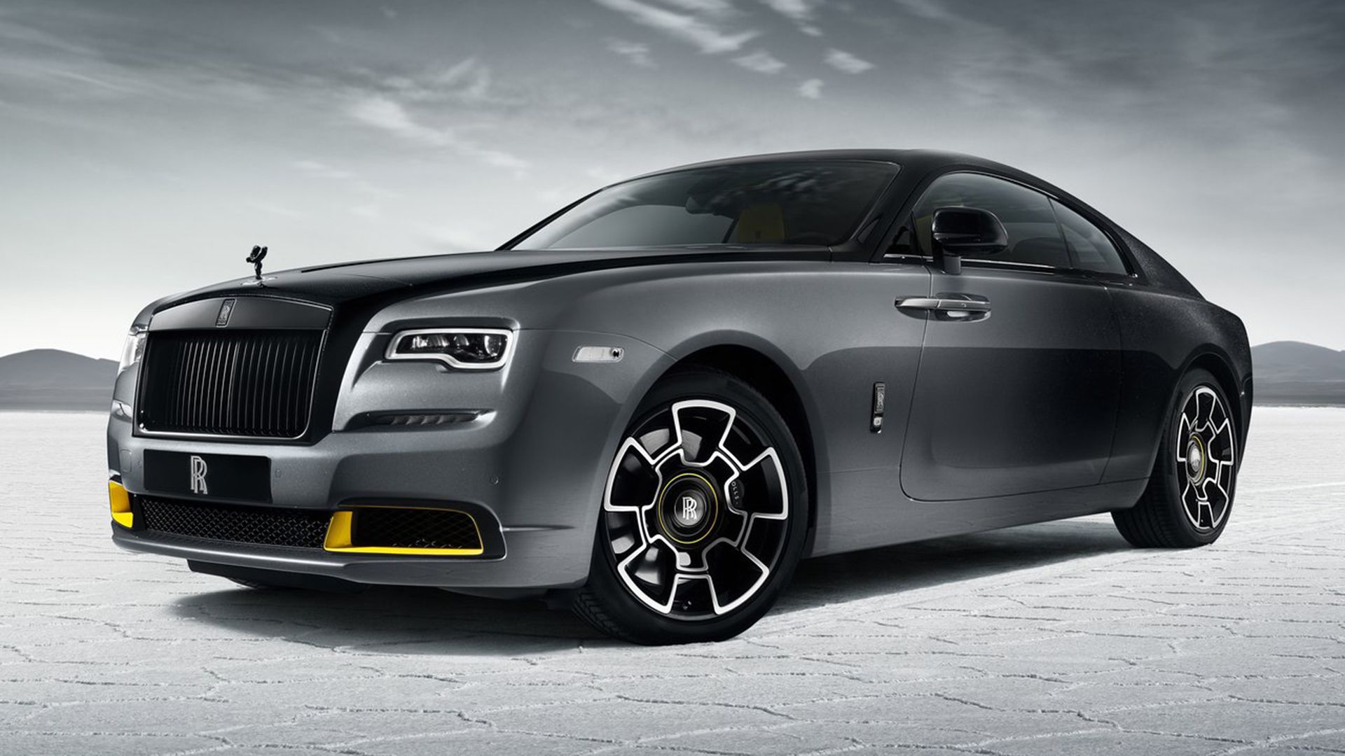 Front 3/4 view of a 2023 Rolls-Royce Wraith Black Arrow