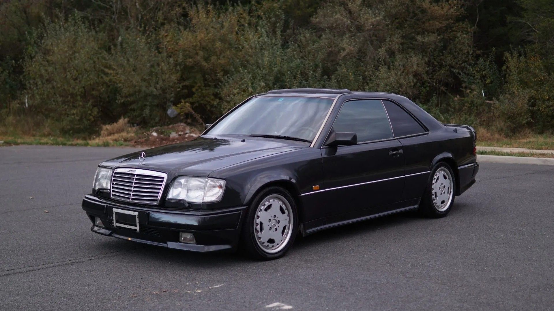 Preto 1992 Mercedes-Benz 320 CE AMG
