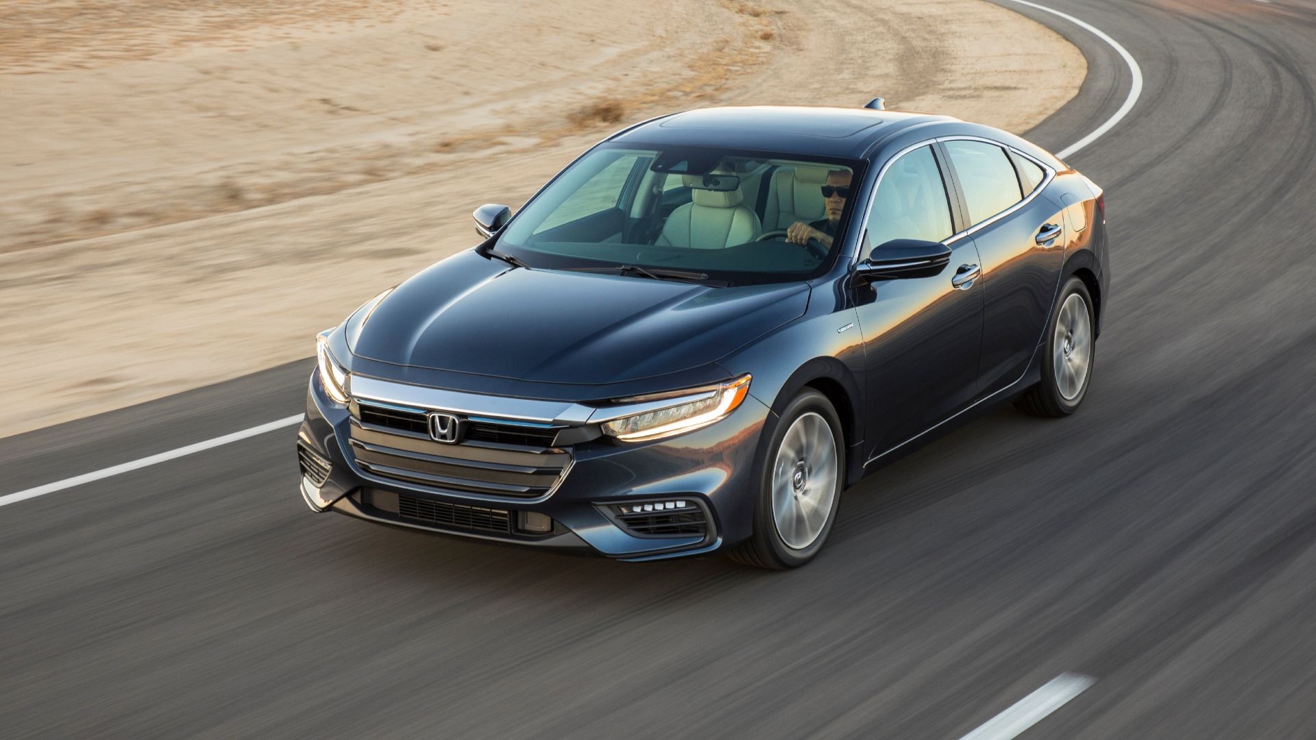 2022 Honda Insight in Crystal Black Pearl color