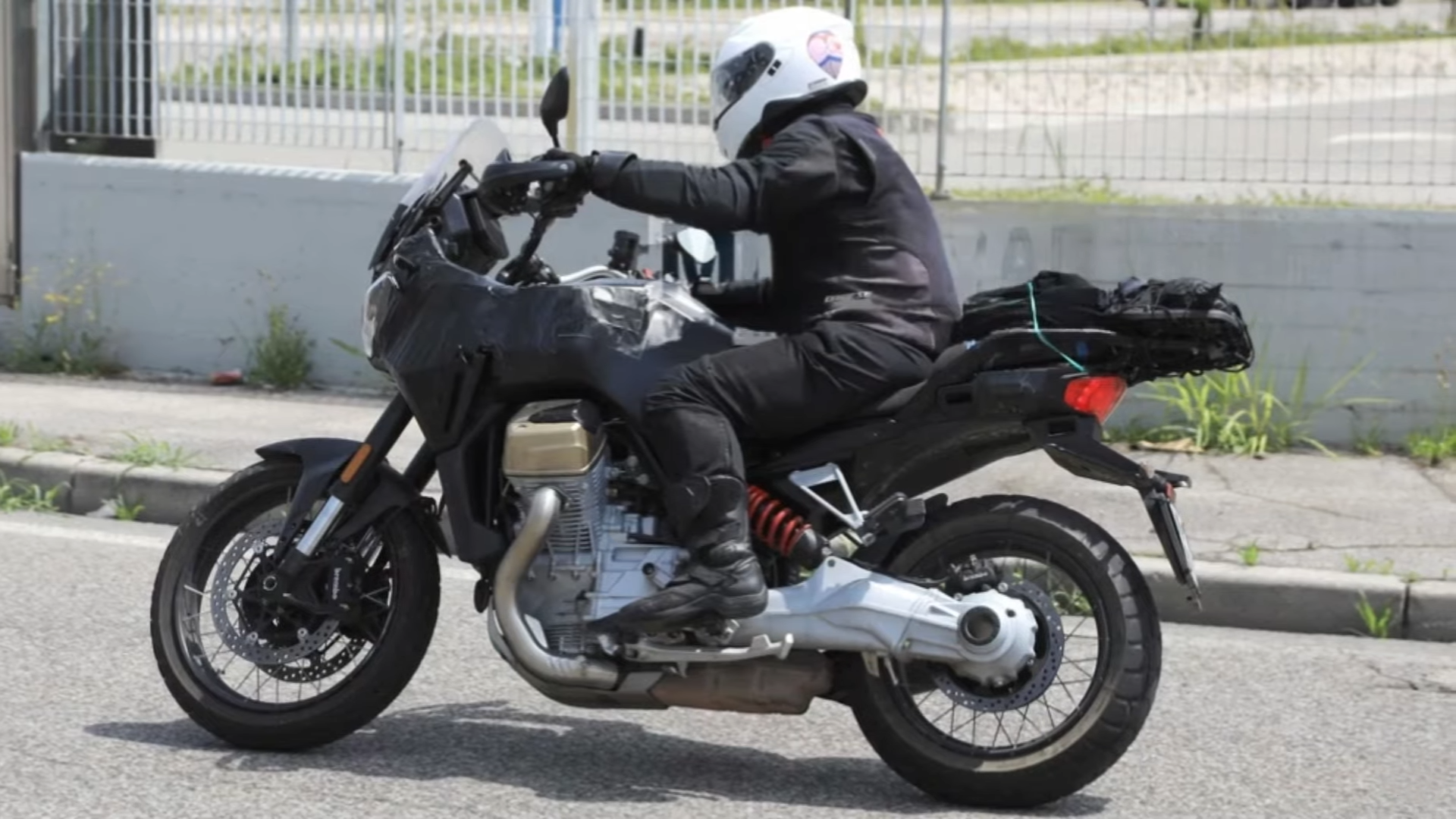 Moto Guzzi V100 Stelvio Spy Shot
