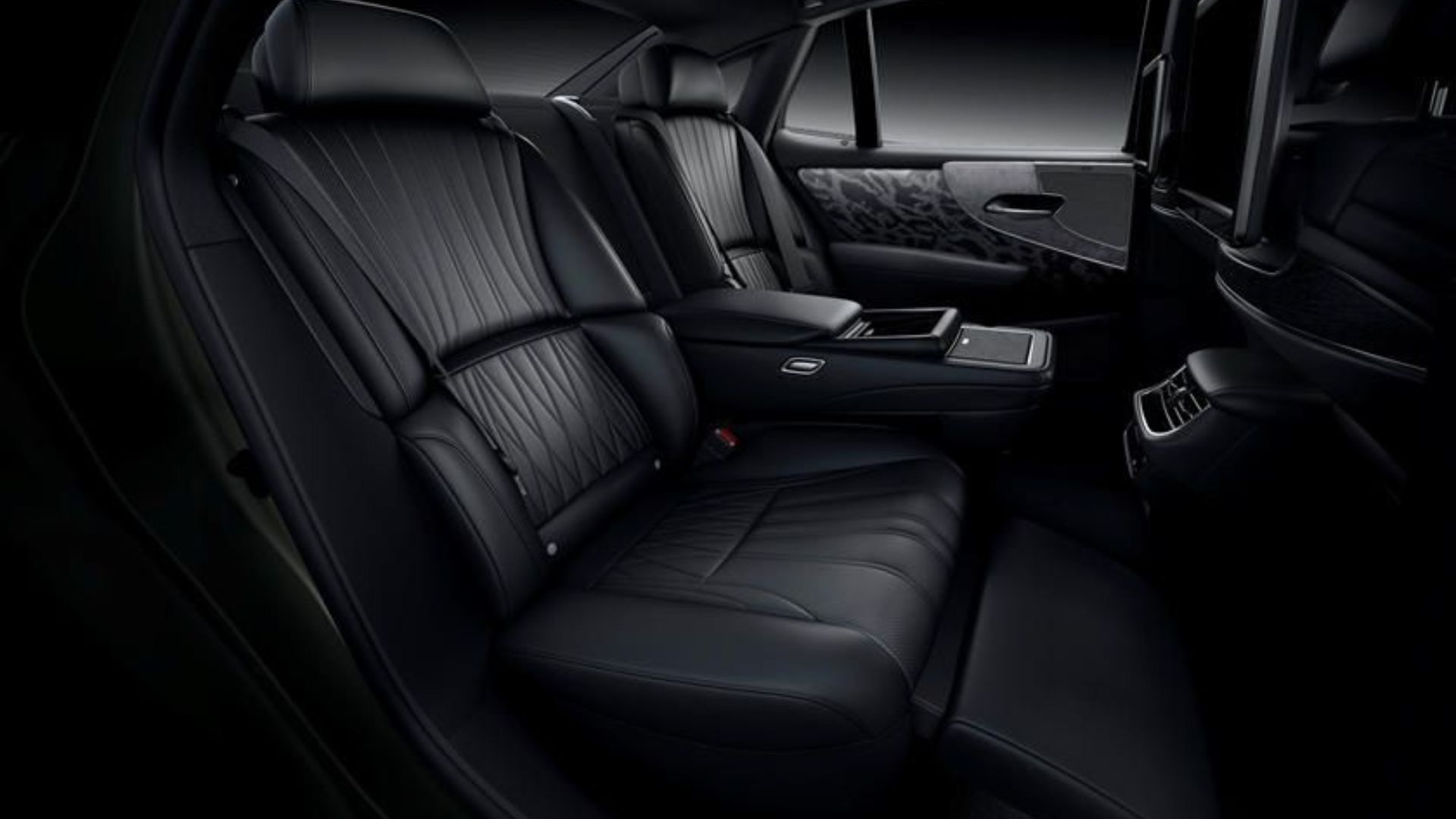 2023 Lexus LS Híbrido
