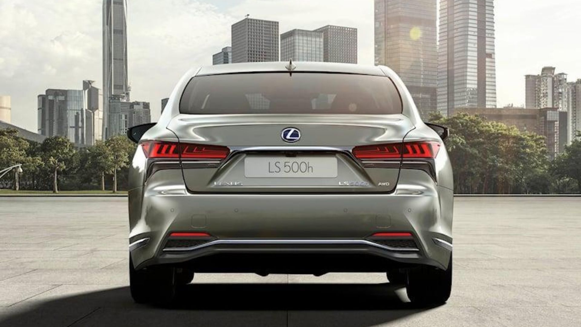 2023 Lexus LS Híbrido
