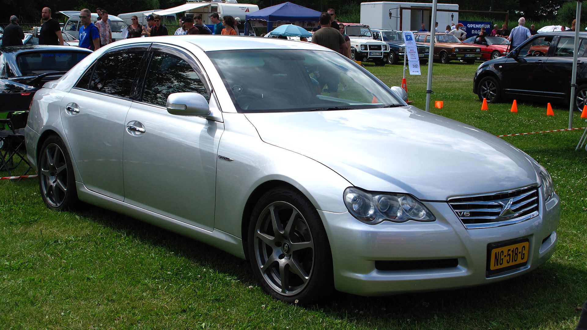 Toyota Mark X branco