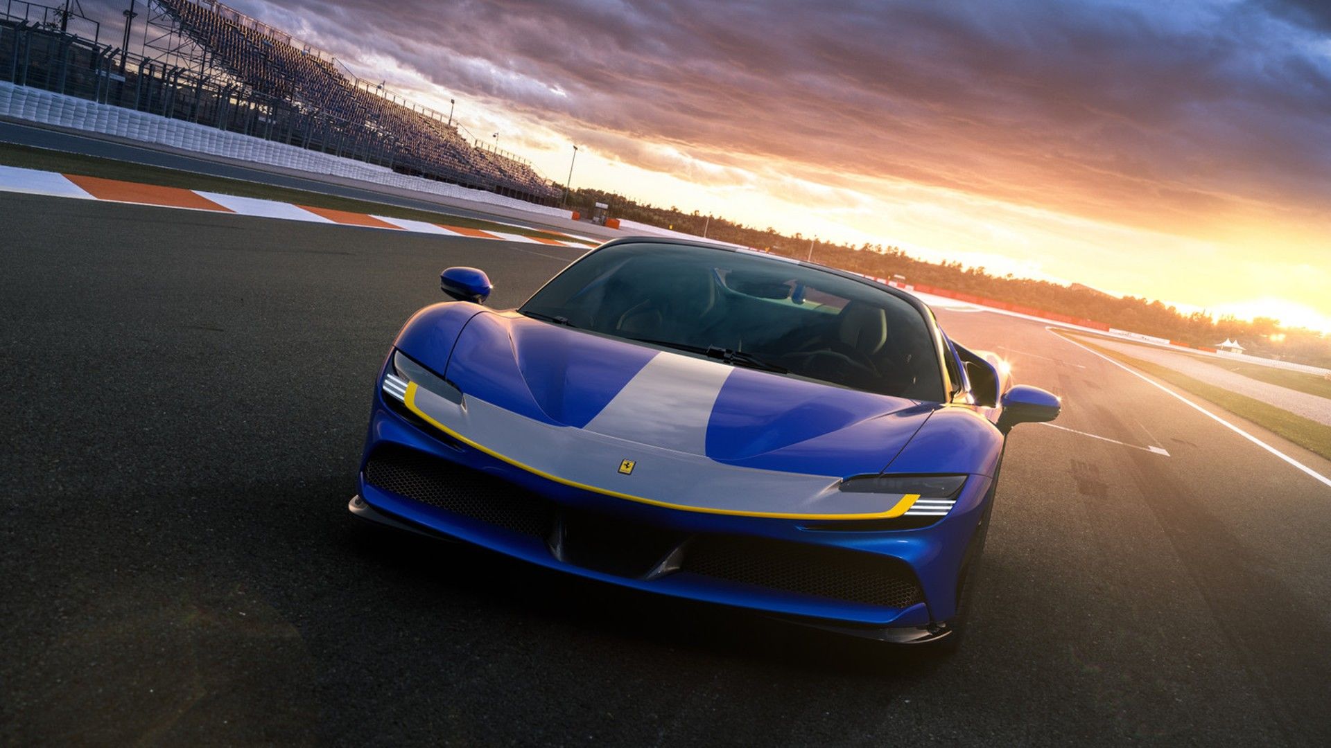 Aranha Ferrari SF90 Azul