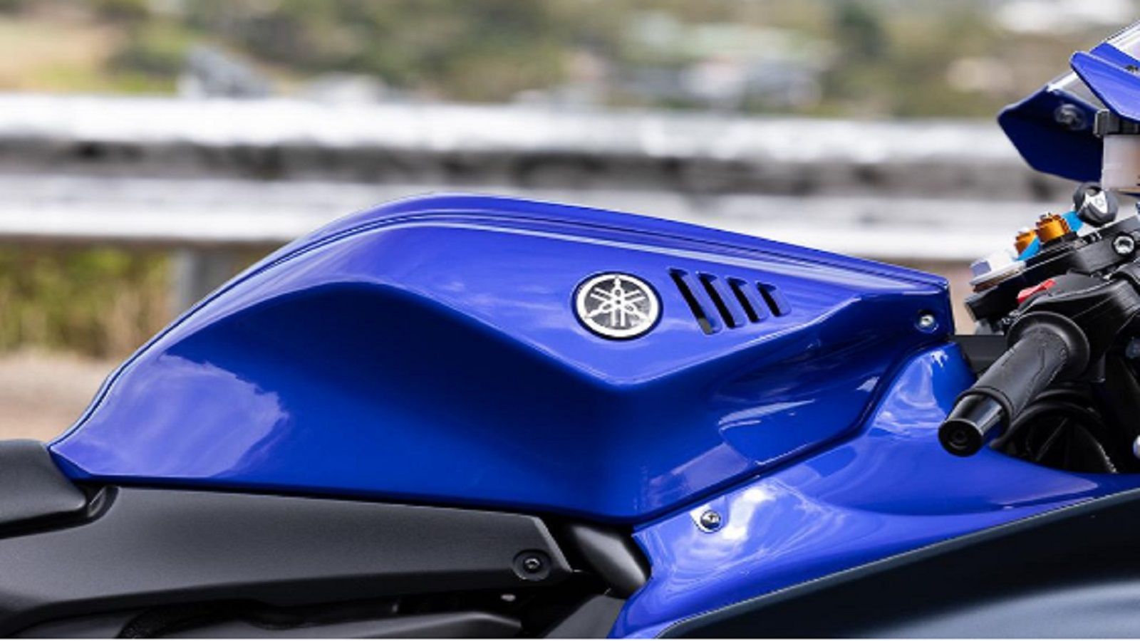 10 Things We Like About The Yamaha YZFR7