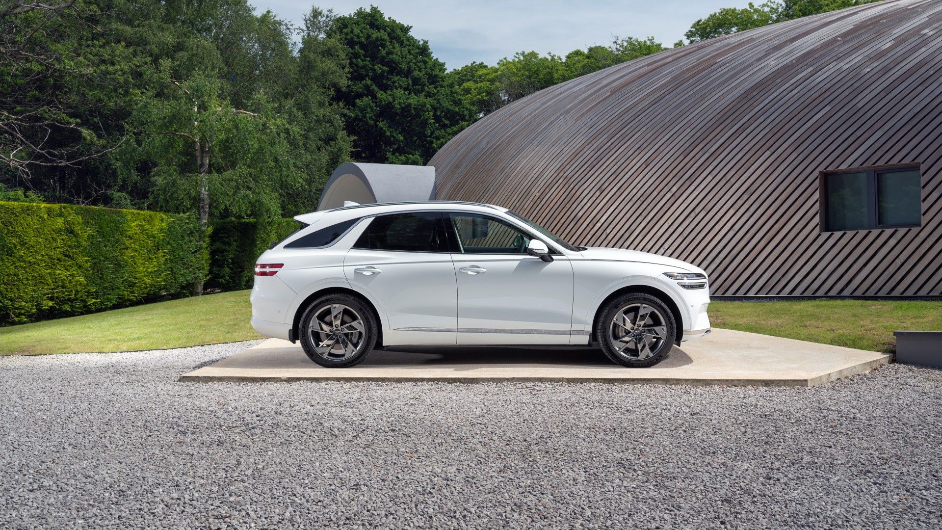 White 2023 Genesis Electrified GV70