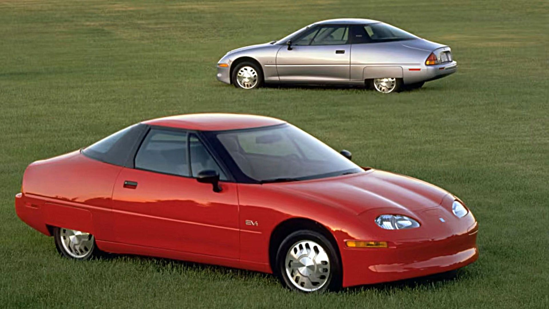 GM EV1 silver & red, profile view