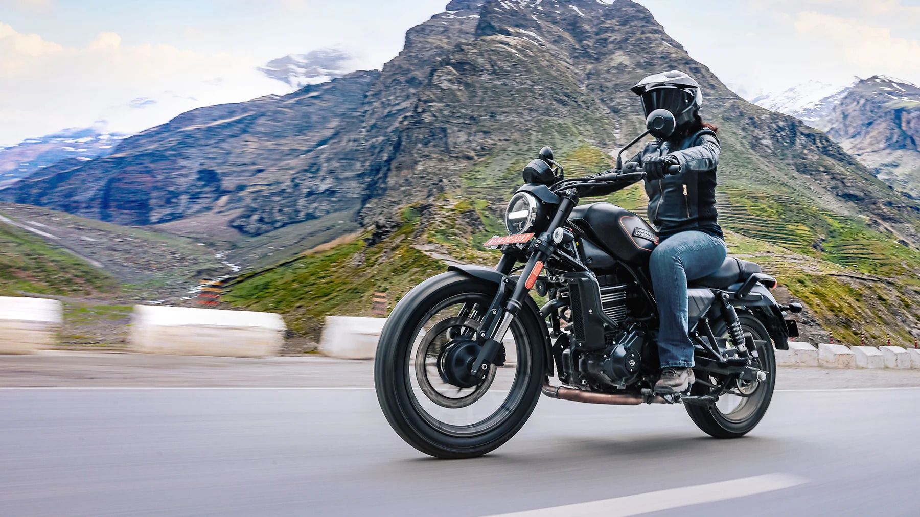 Harley-Davidson X 440 Action 1