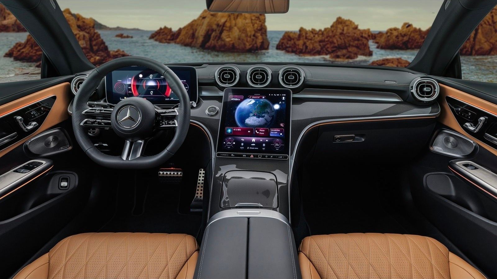 Interior do Mercedes Benz CLE Coupé 2024 