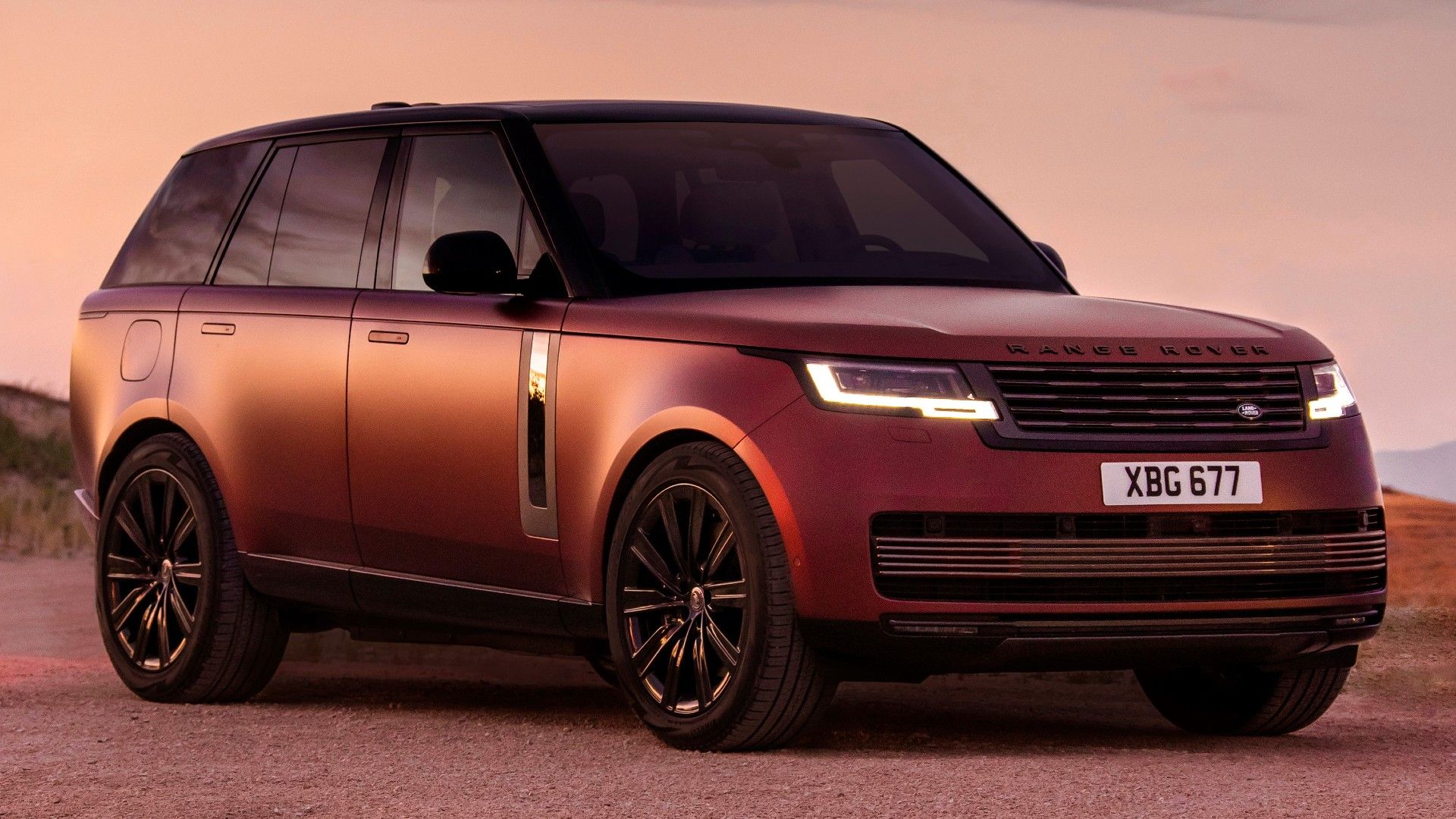 10 Things To Know About The Land Rover Range Rover Plug-in Hybrid