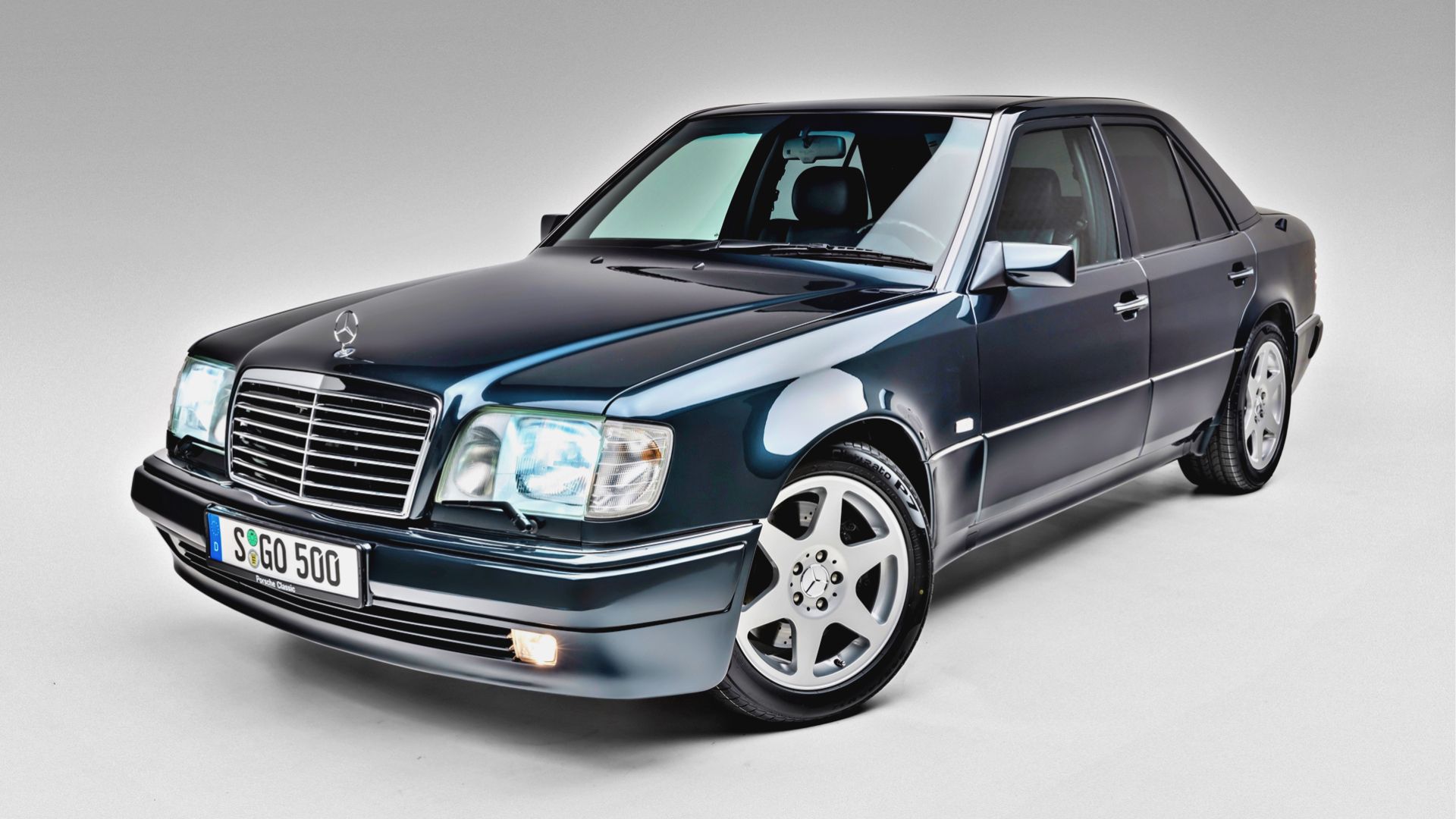 Here's What Made The W124 Mercedes 500E One Of The Best Sedans Ever Built