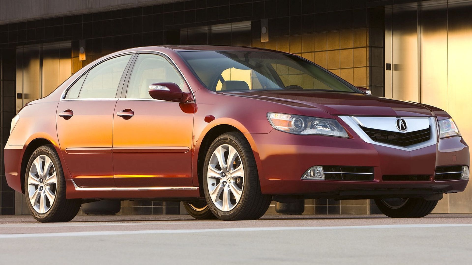 Foto frontal 3/4 do Acura RL 2009