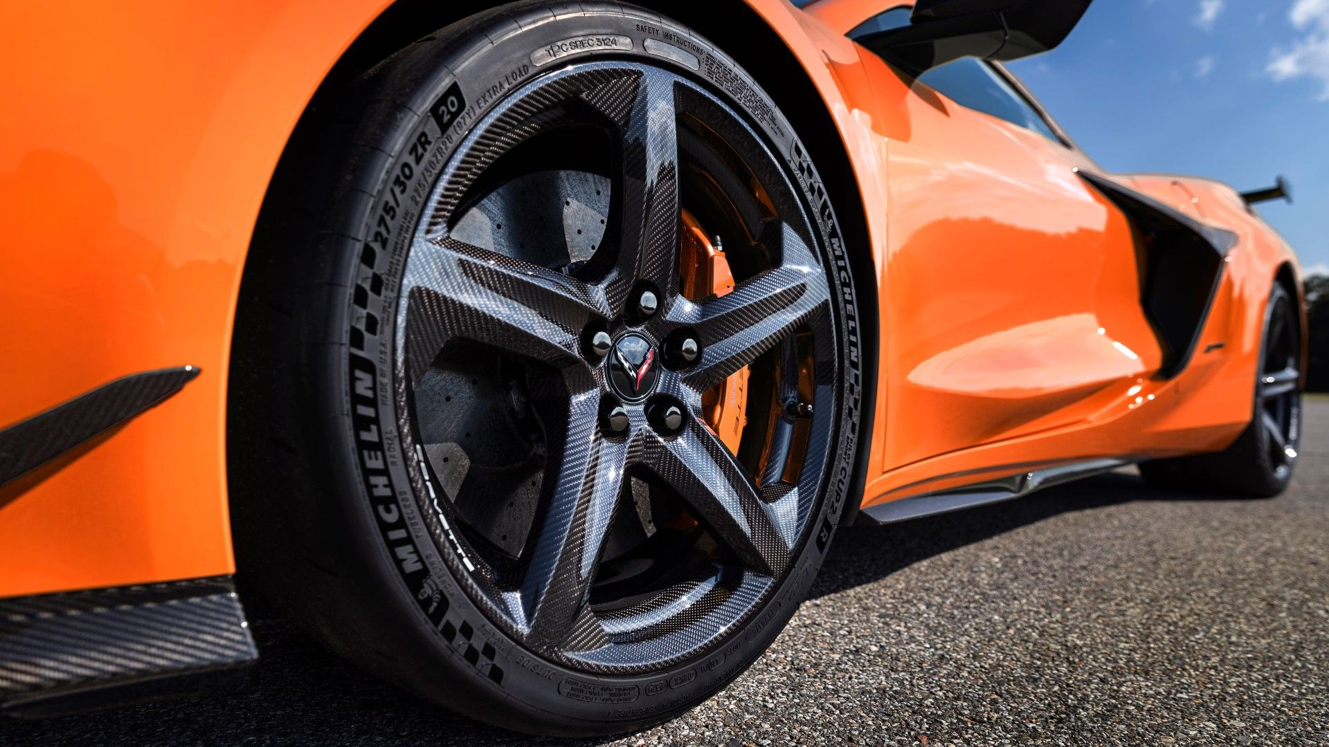 Pneu Chevrolet C8 Corvette Z06 2023