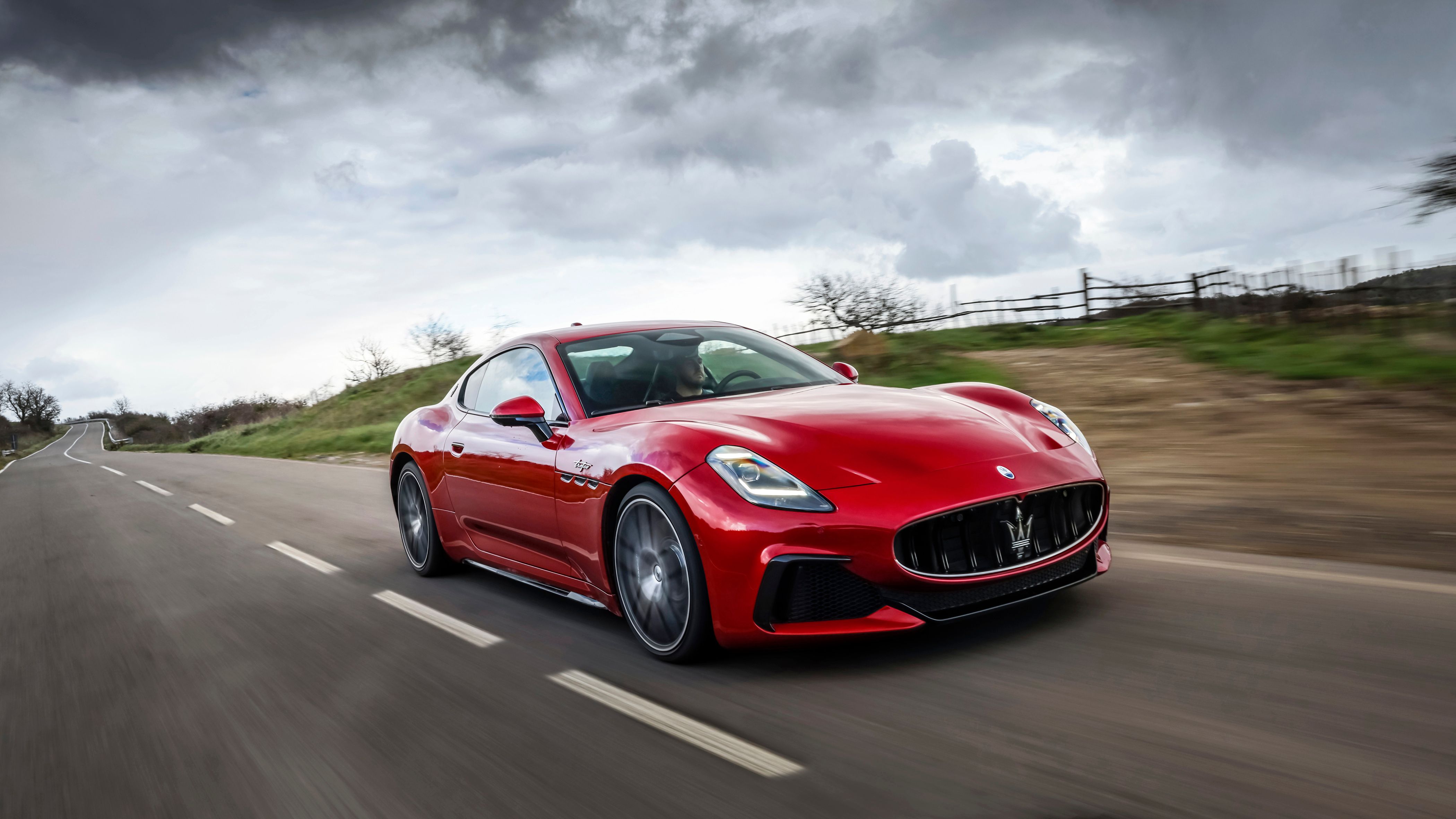 2024 Maserati GranTurismo Trofeo vermelho
