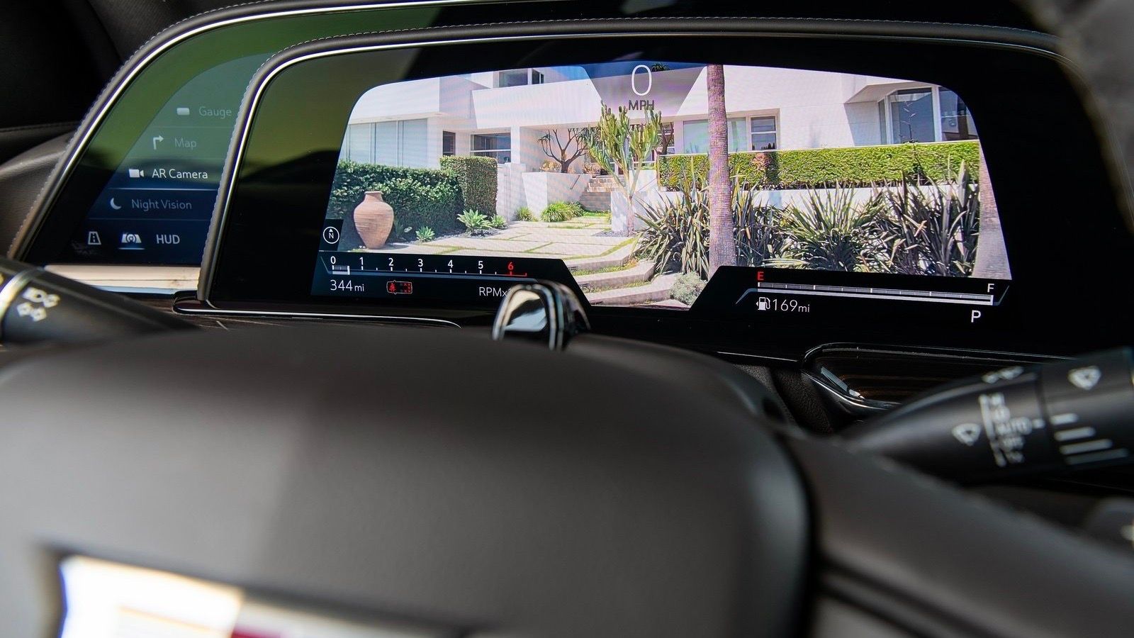 Interior do Cadillac Escalade 2021 