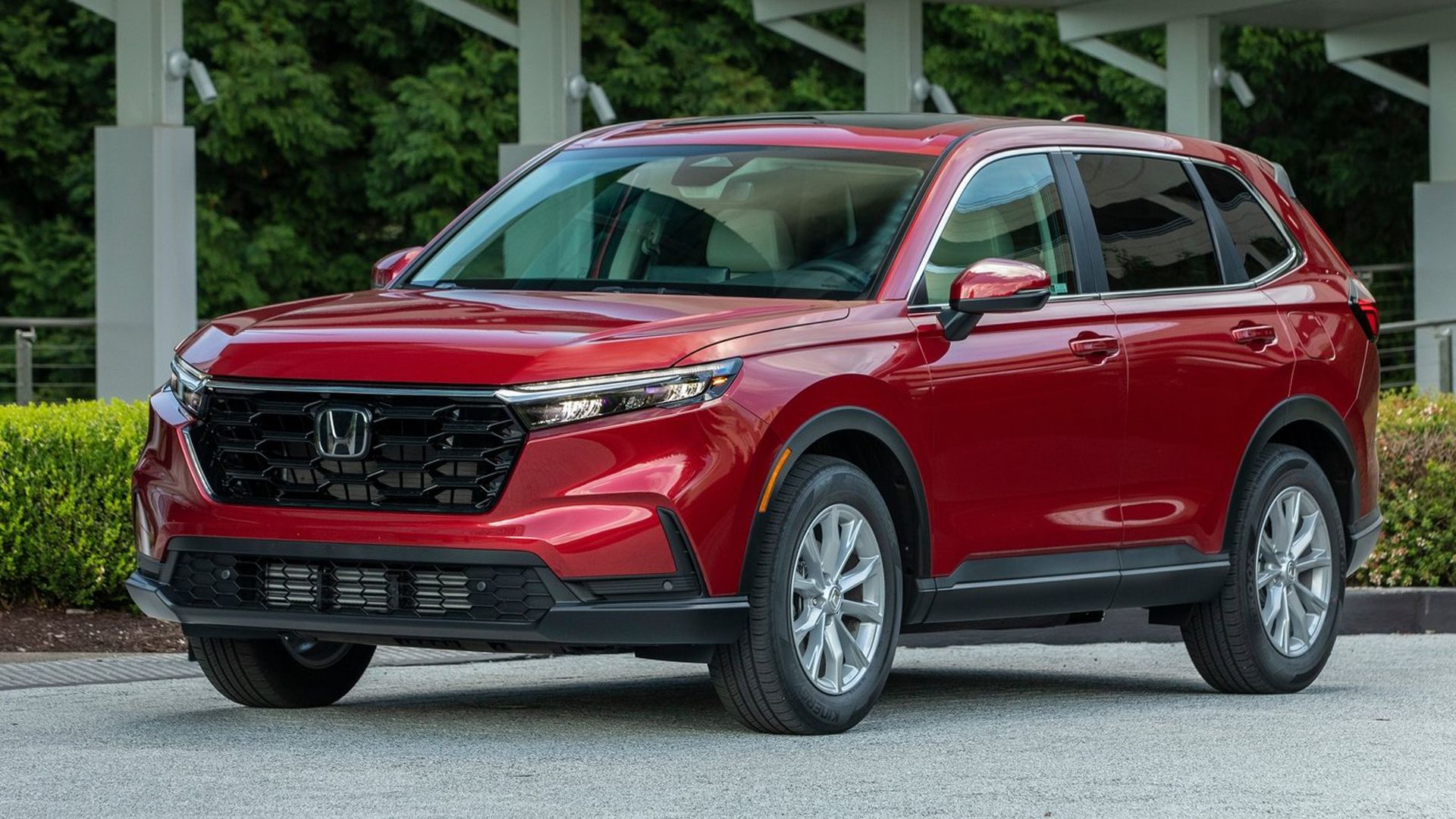 10 Non-Hybrid SUVs With The Best Fuel Efficiency