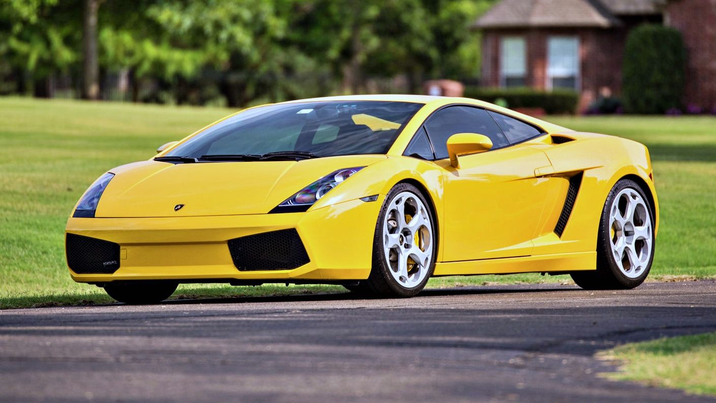 Yellow 2004 Lamborghini Gallardo