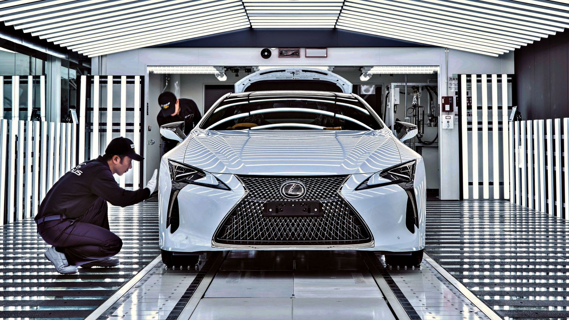 Lexus LC500 branco