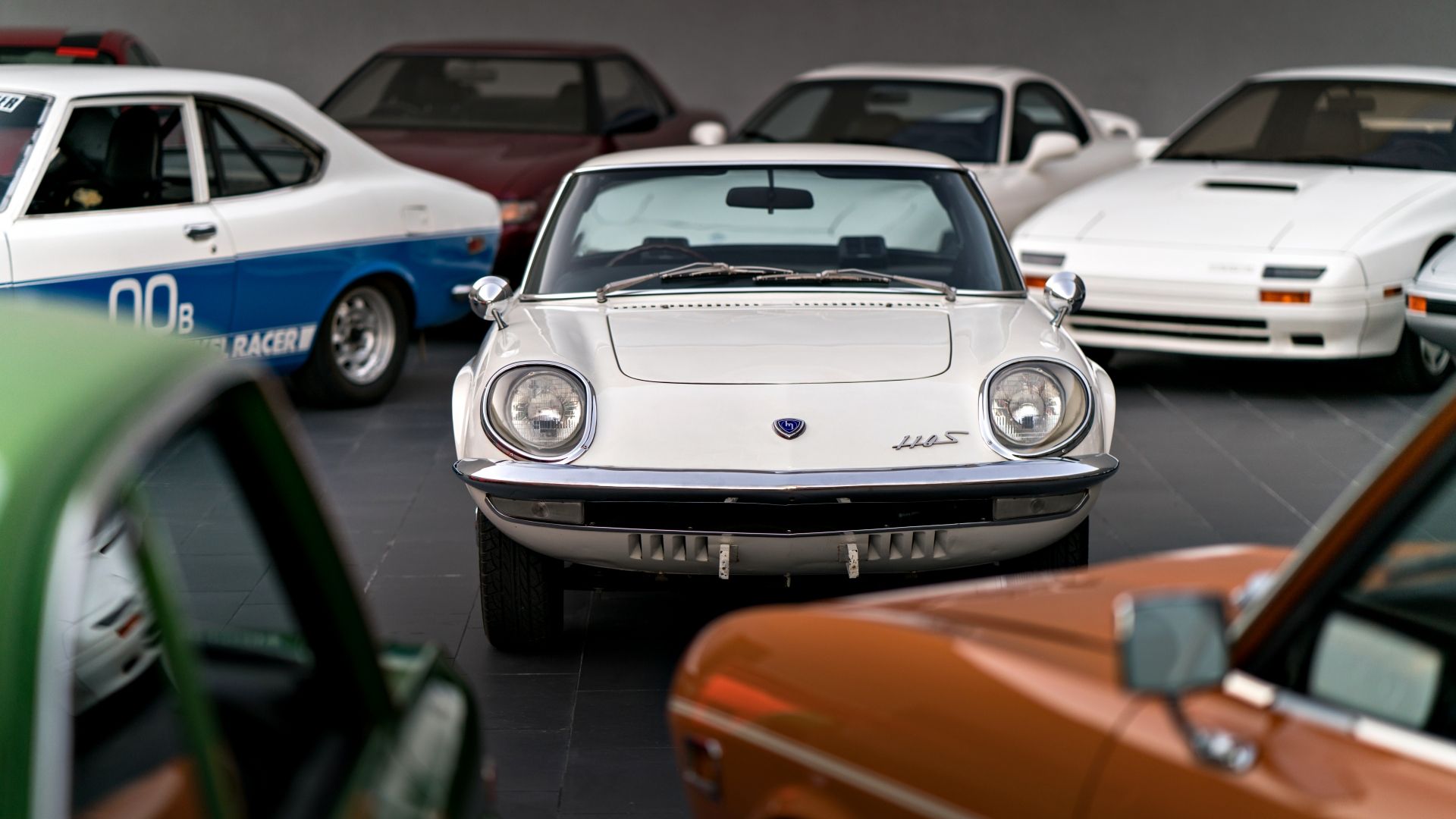 White 1967 Mazda Cosmo