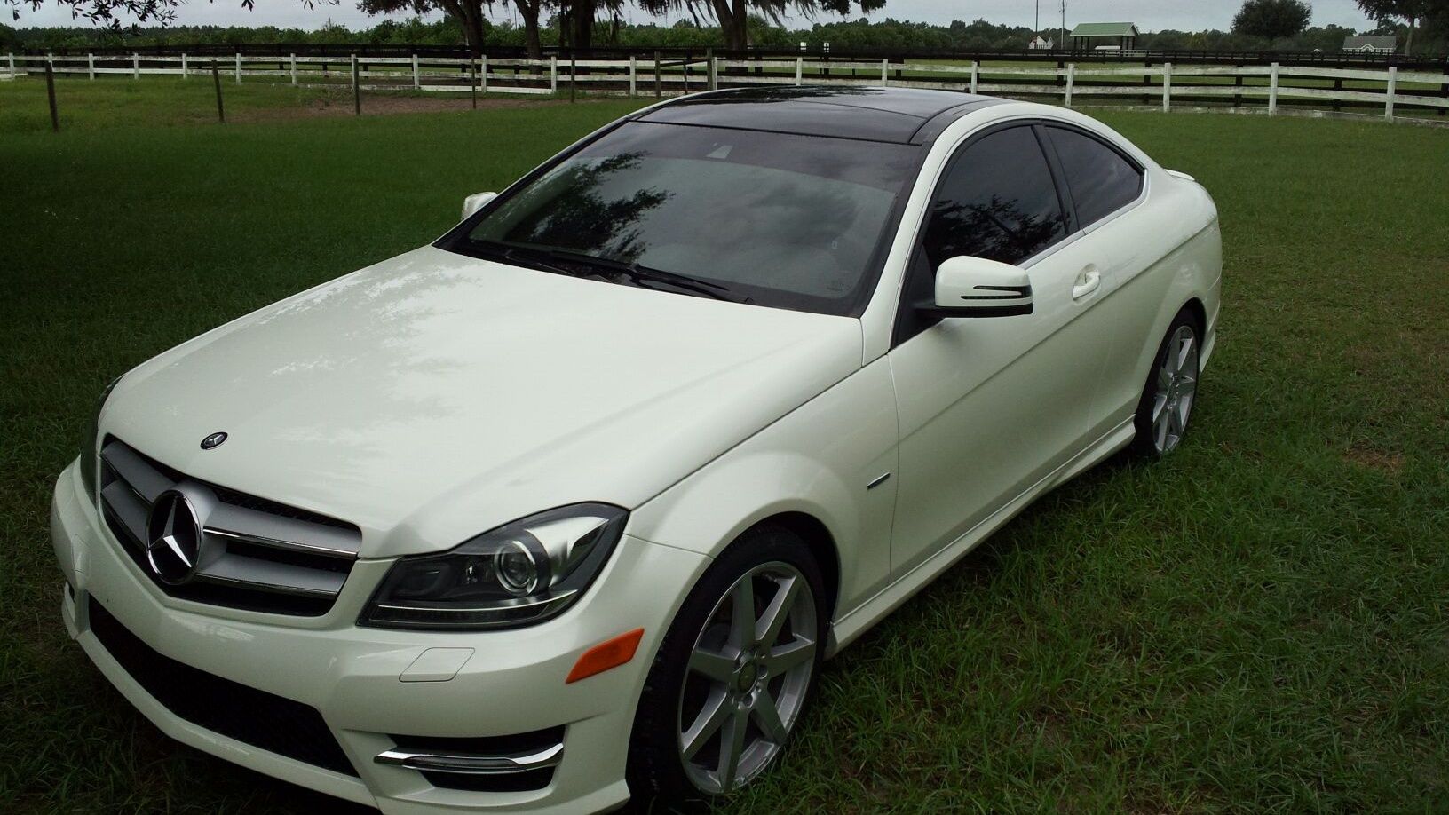 branco 2011 Mercedes C350 C205 Coupé