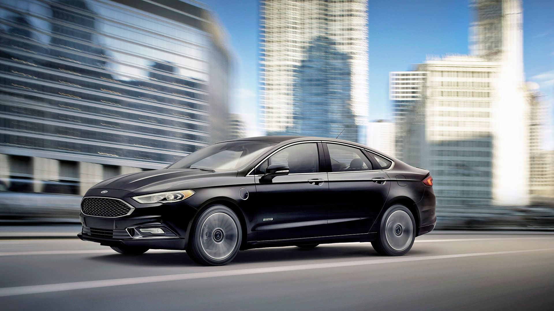 Profile view of a 2017 Ford Fusion Energi PHEV 